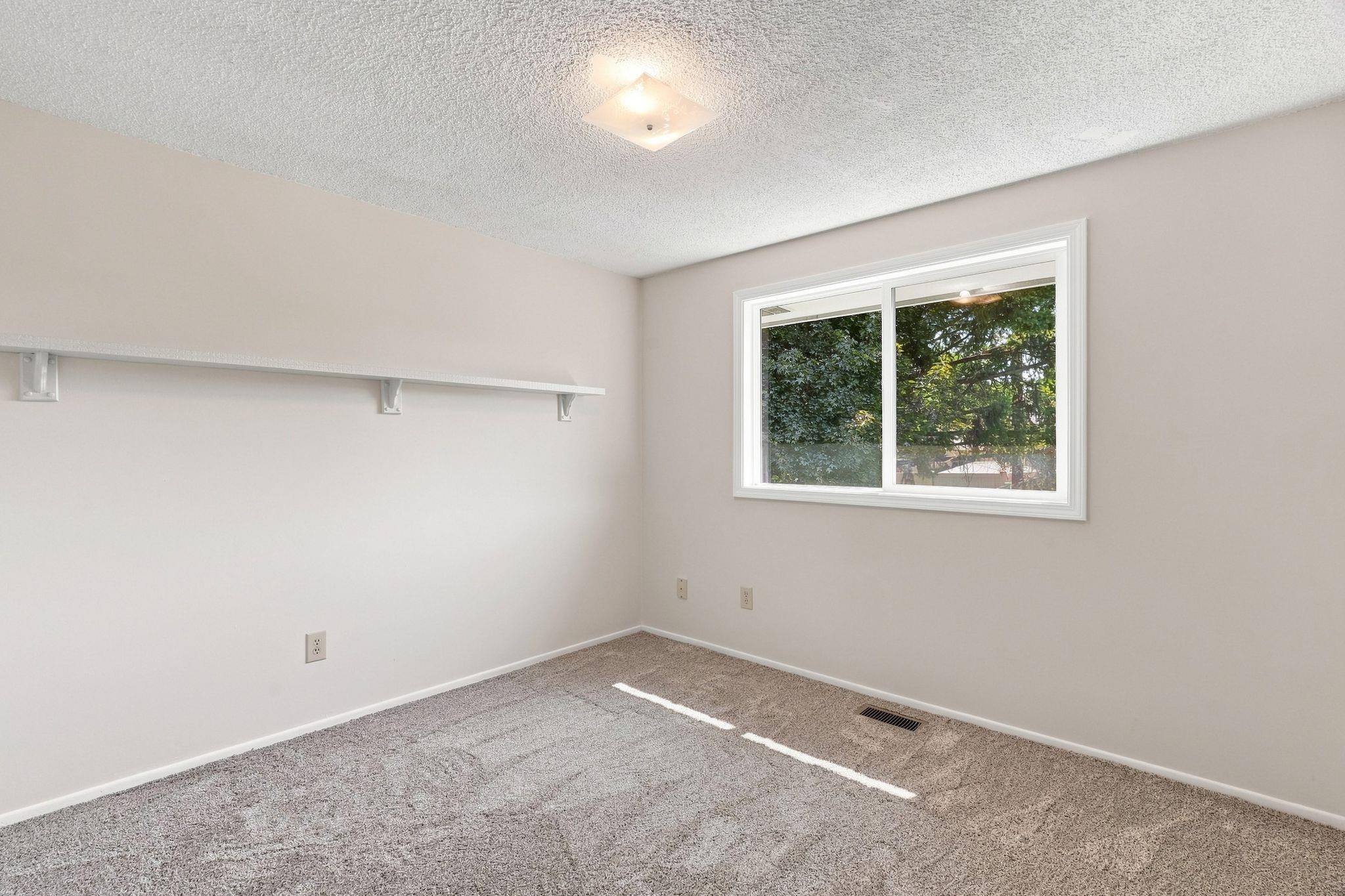 11912 E 25th Ave - Photo 16