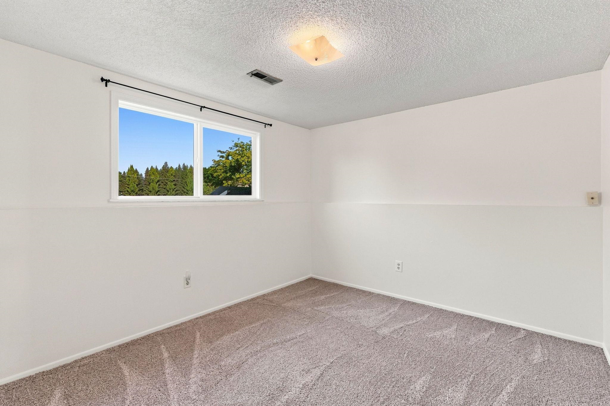11912 E 25th Ave - Photo 21