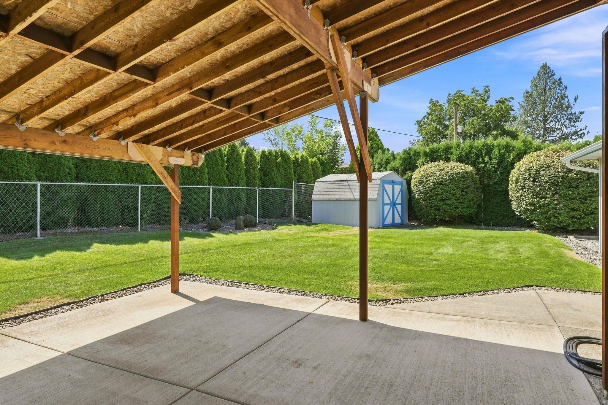 11912 E 25th Ave - Photo 28
