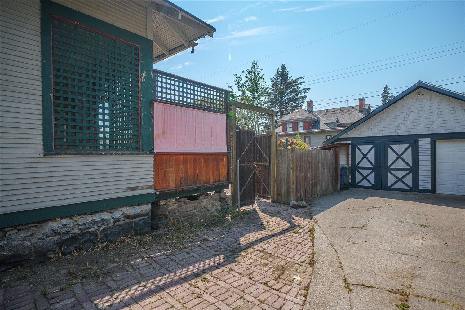 2907 W Sharp Ave - Photo 43
