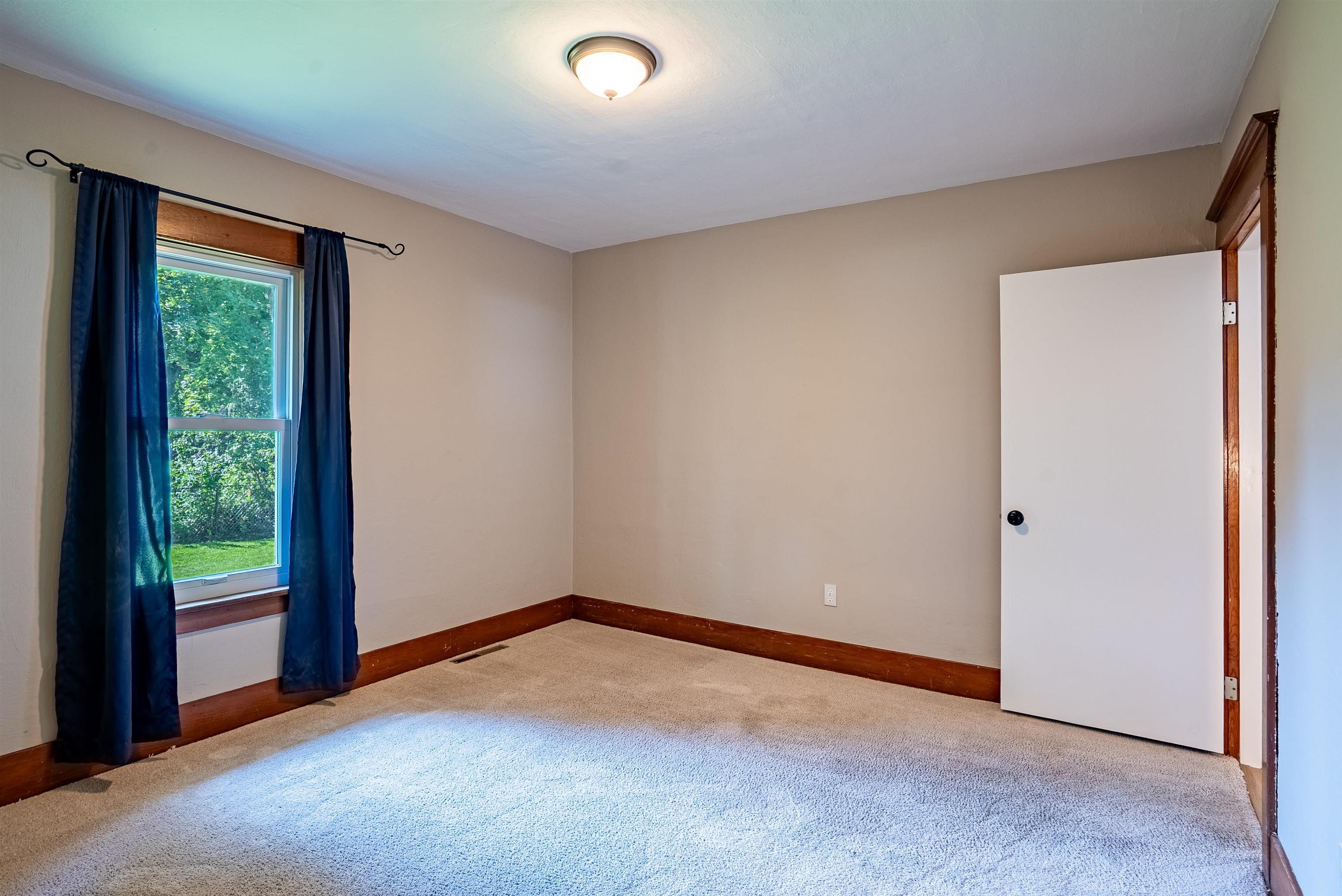 3325 N Vista Rd - Photo 13