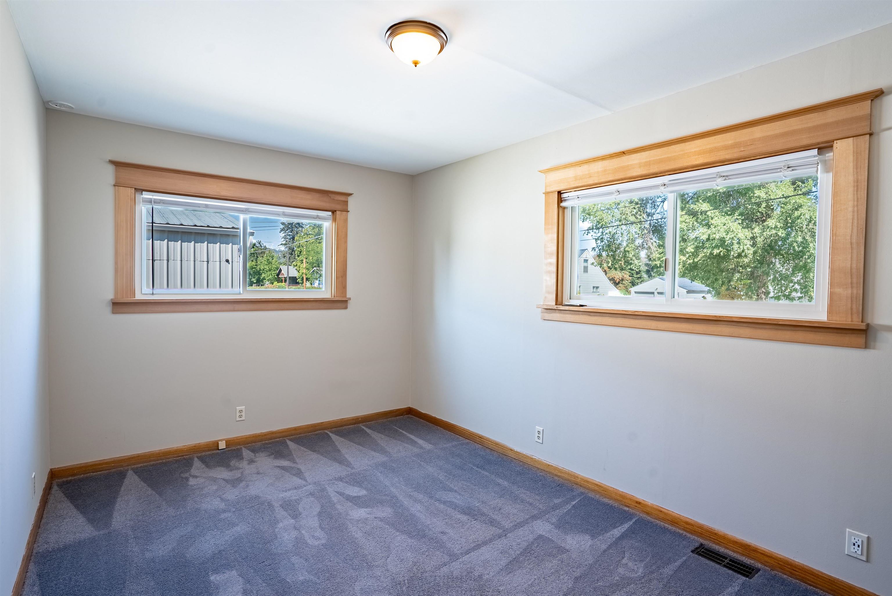 3325 N Vista Rd - Photo 17