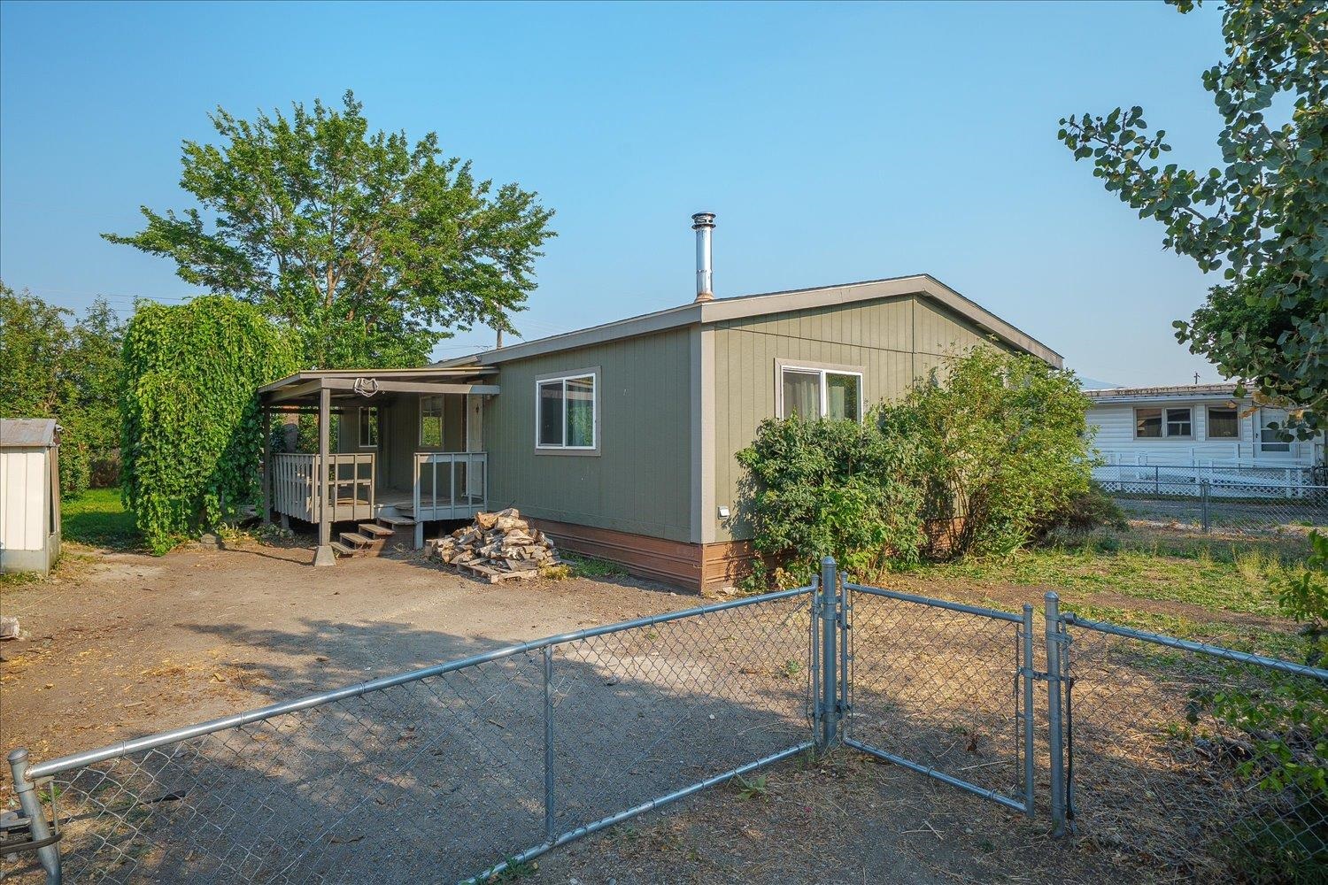 504 N Hodges Rd - Photo 1