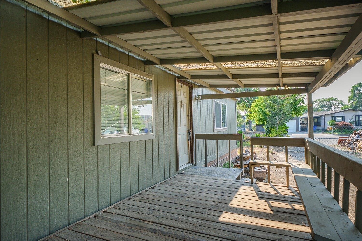 504 N Hodges Rd - Photo 3