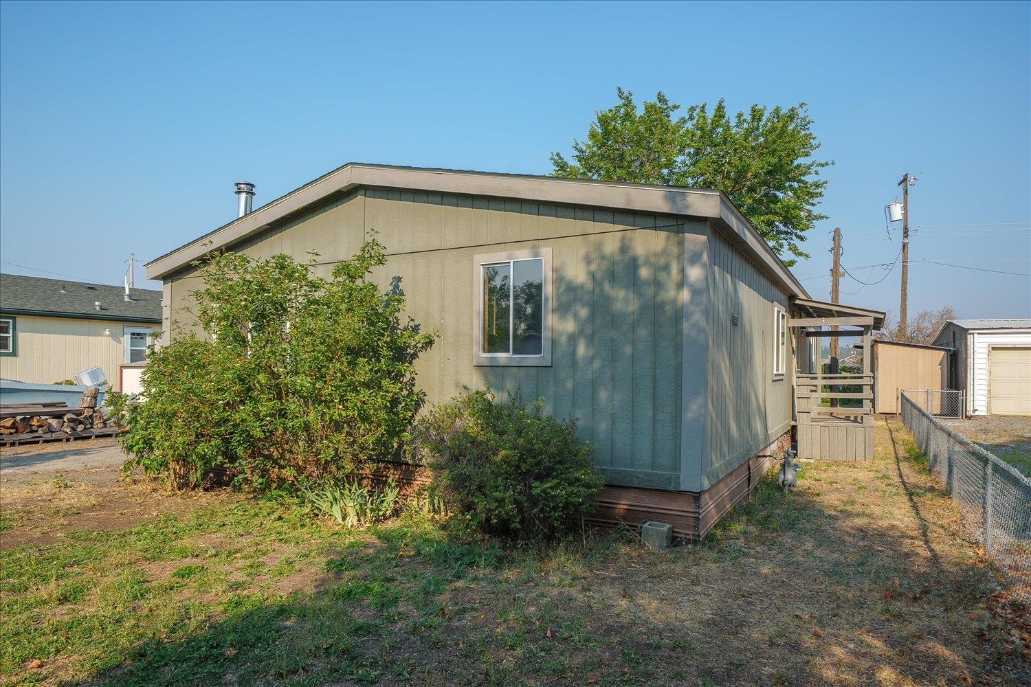 504 N Hodges Rd - Photo 23