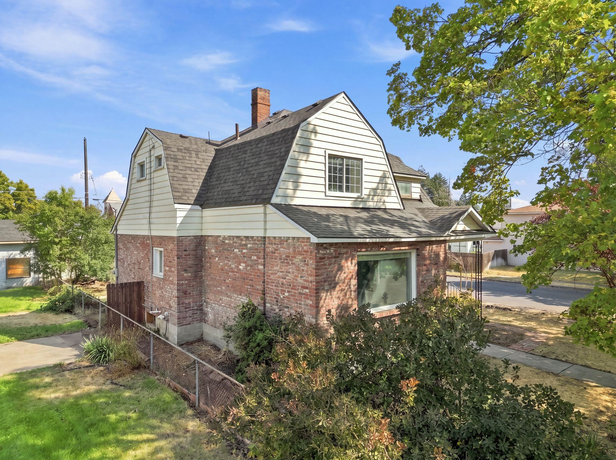 947 E Ermina Ave - Photo 5
