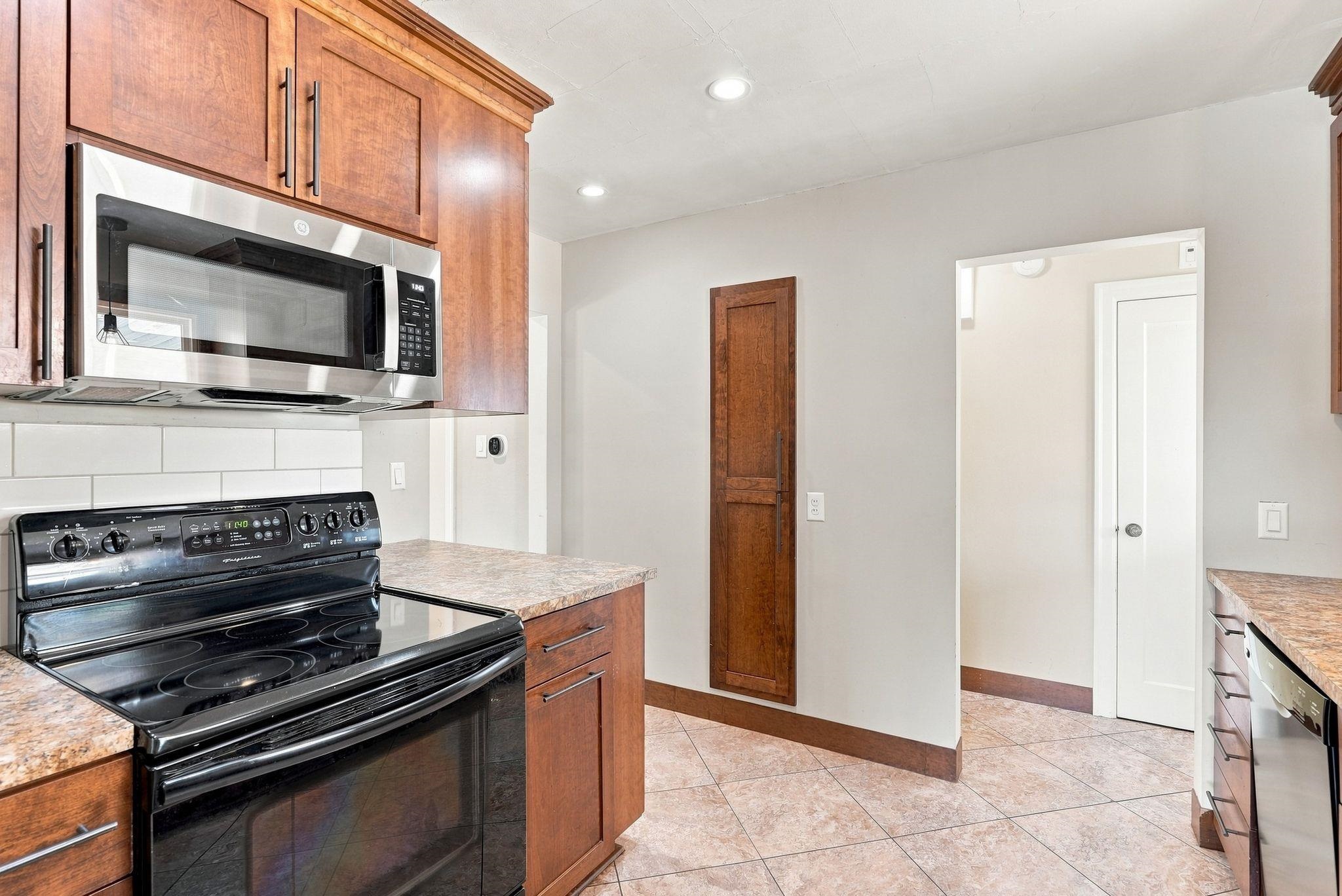 49 E Providence Ave - Photo 16