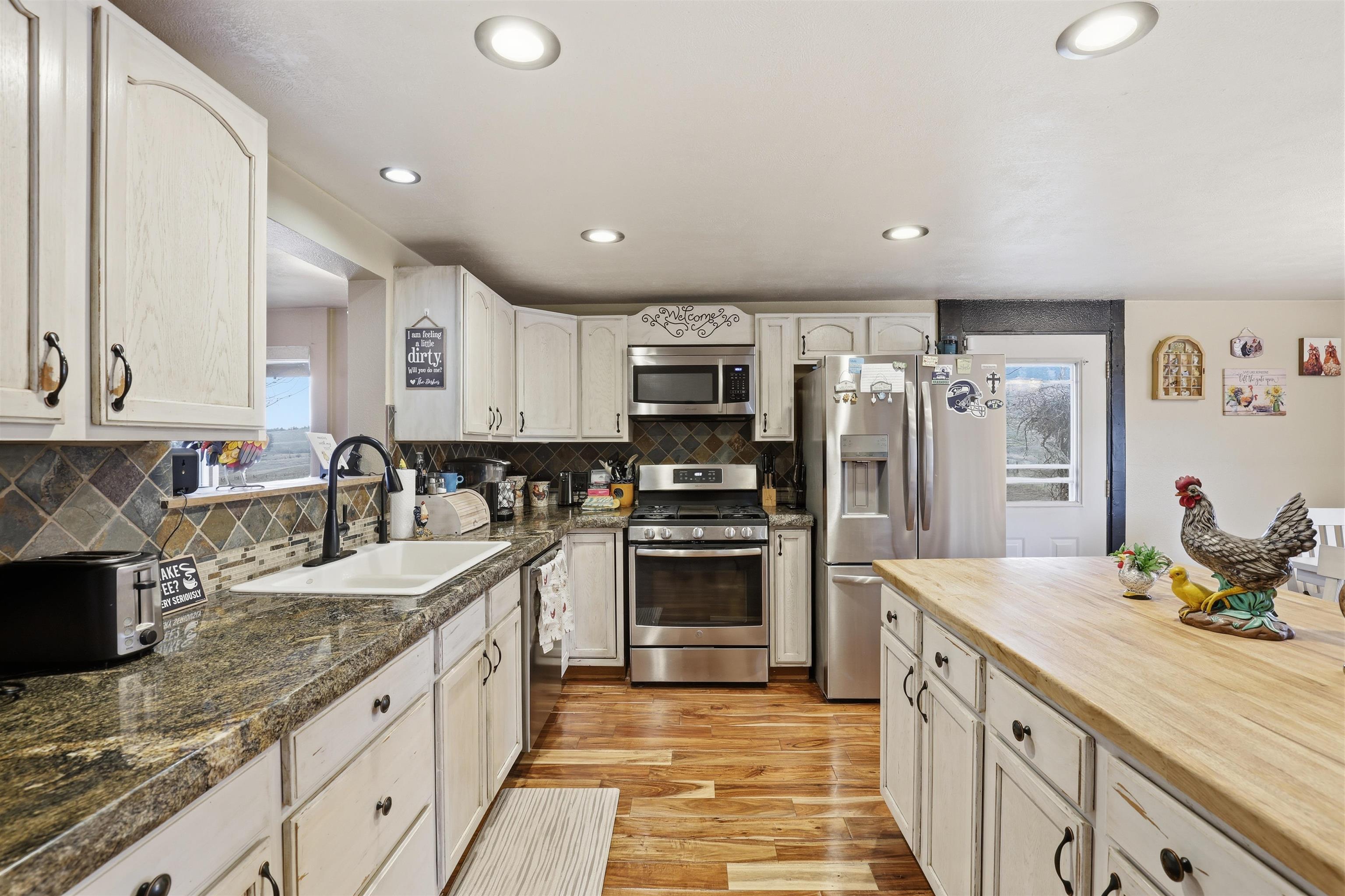 26323 N Madison Rd - Photo 11