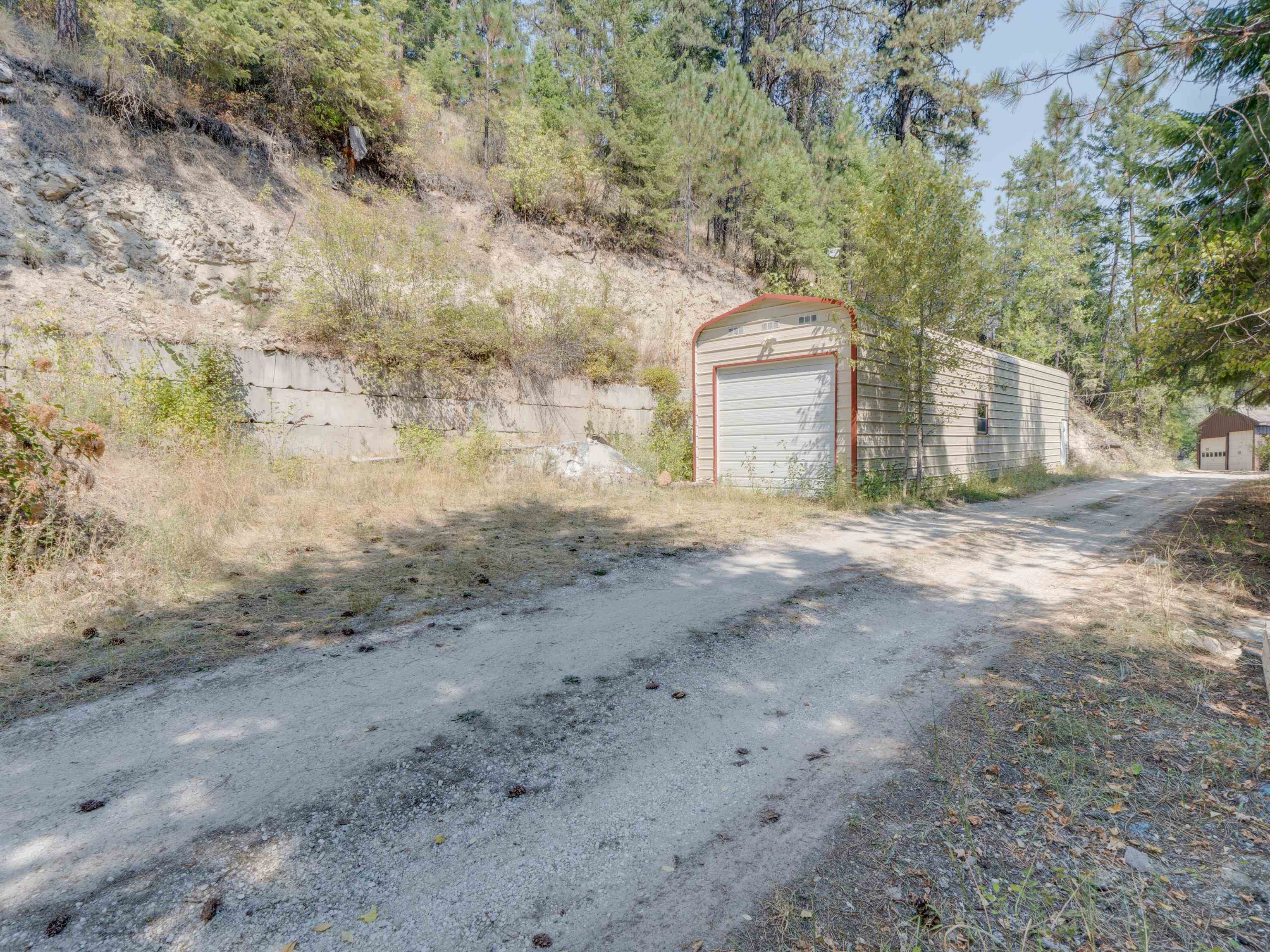 4001 N Deer Lake Rd - Photo 4