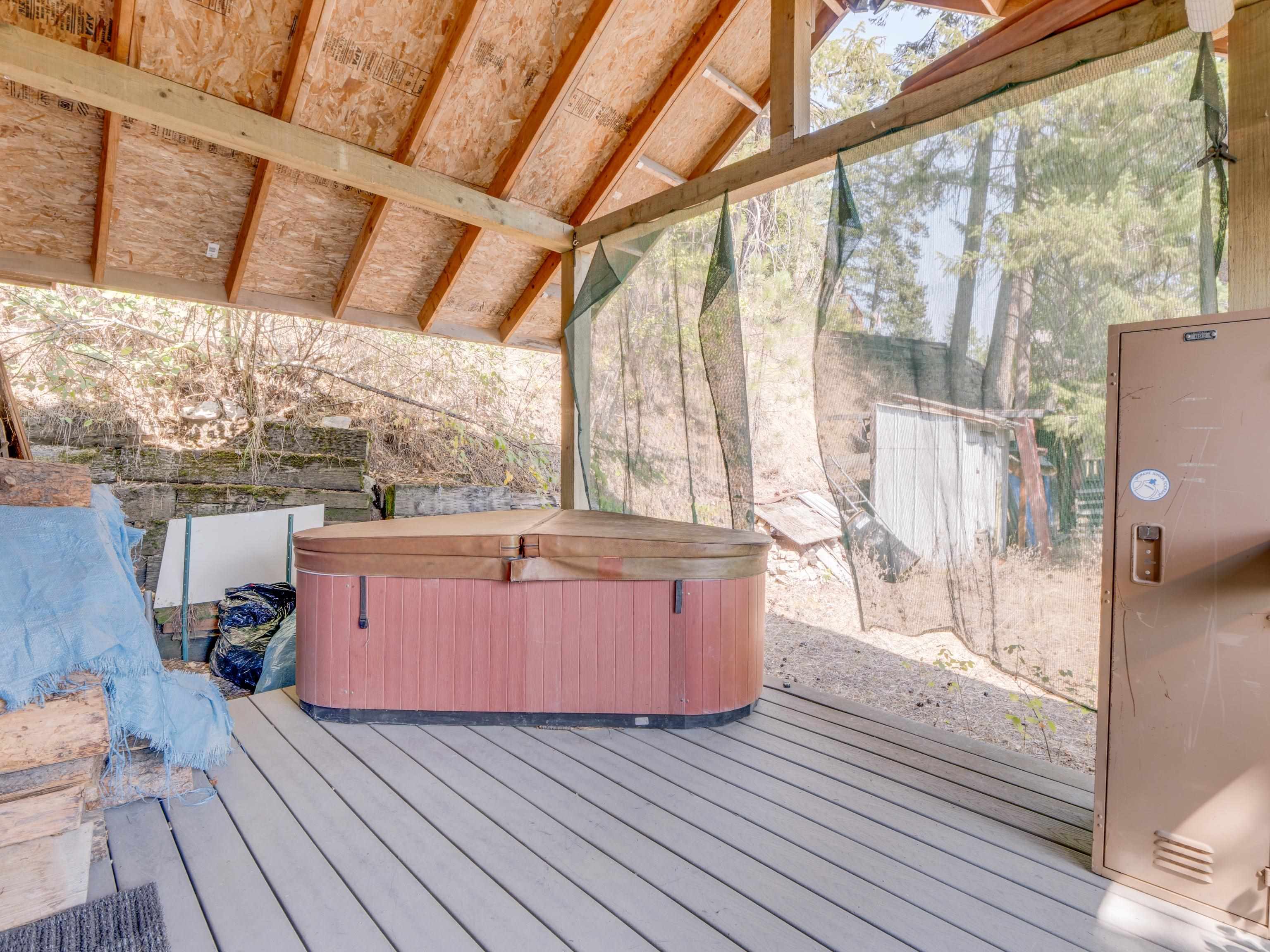 4001 N Deer Lake Rd - Photo 34