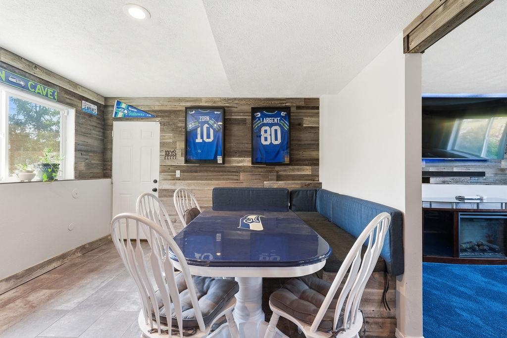 8708 N WARREN St - Photo 36