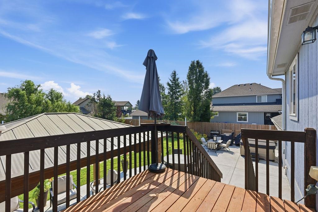 8708 N WARREN St - Photo 38