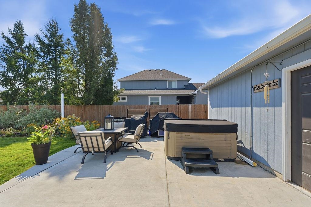 8708 N WARREN St - Photo 41