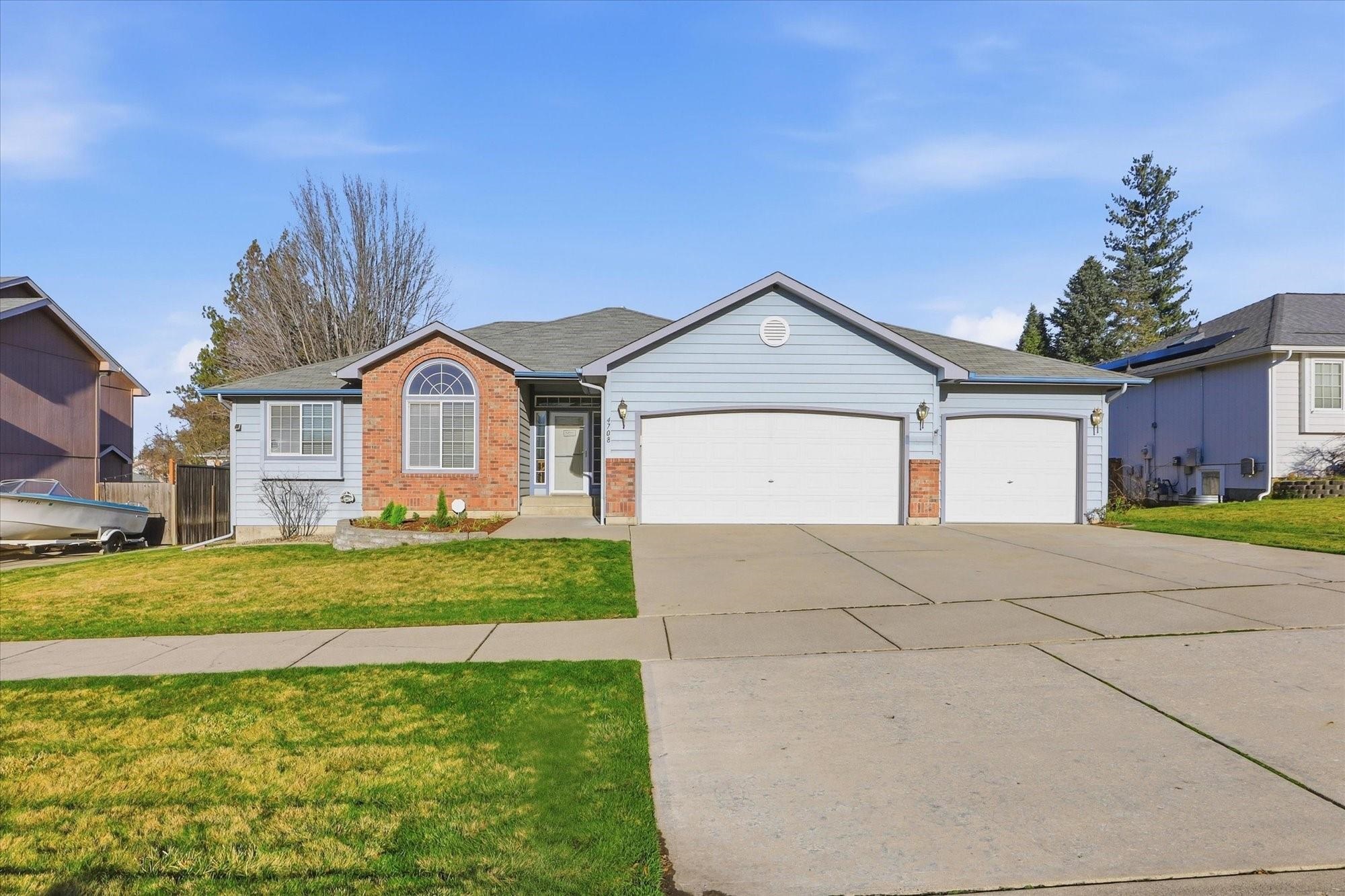 4708 W Belmont Dr - Photo 1