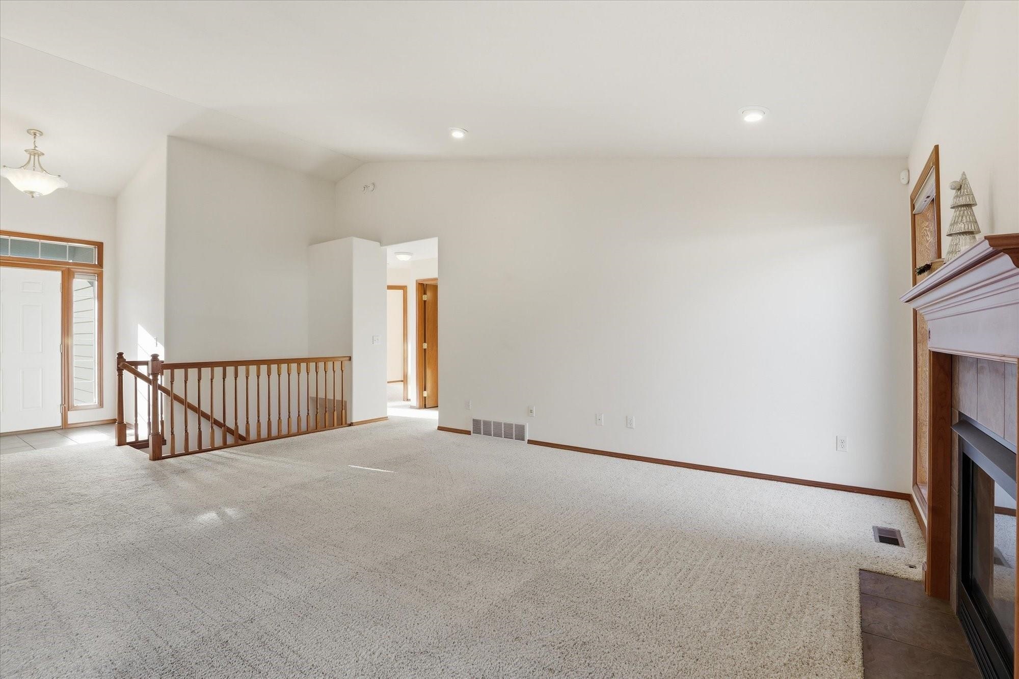 4708 W Belmont Dr - Photo 6