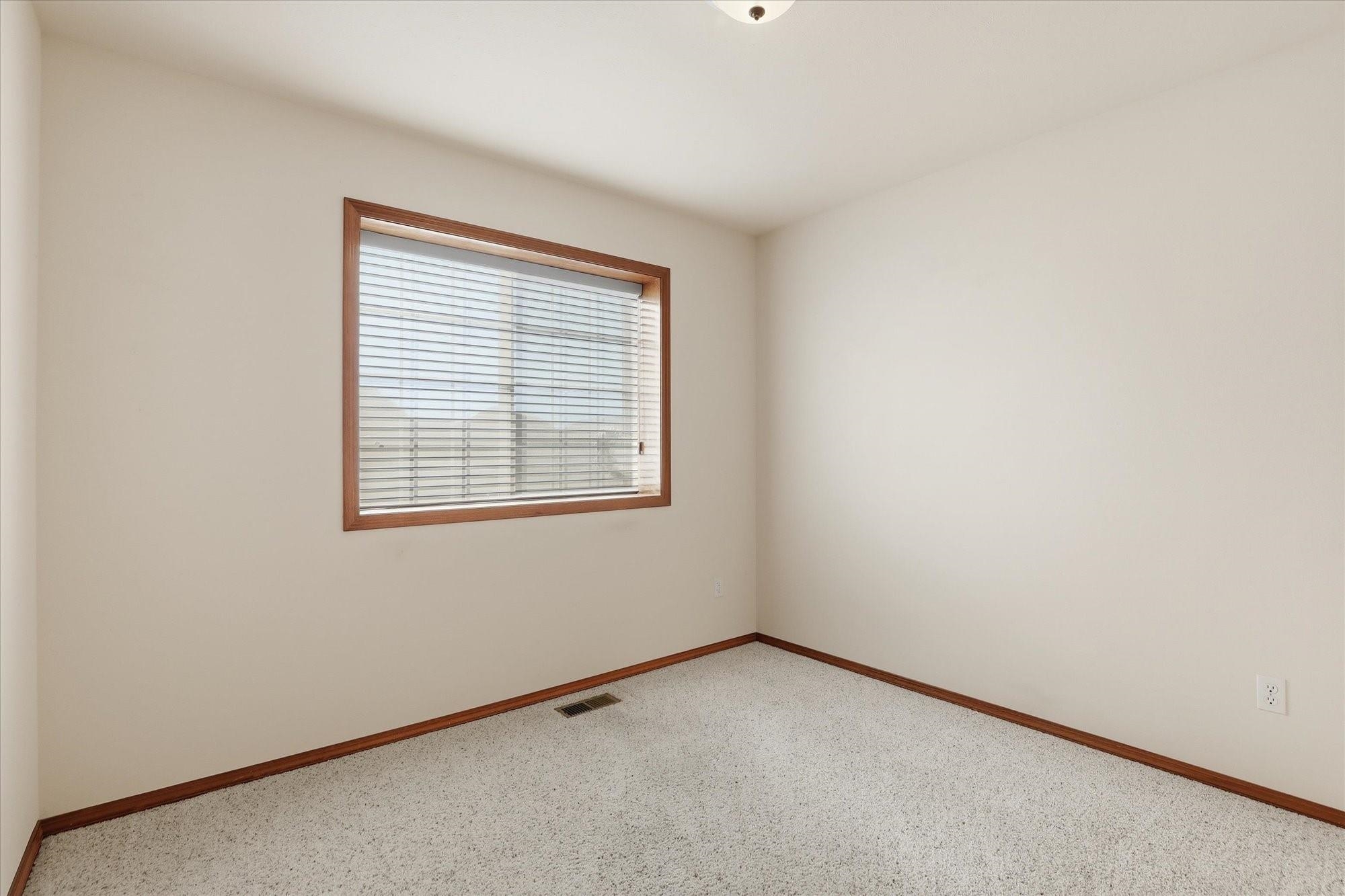 4708 W Belmont Dr - Photo 22