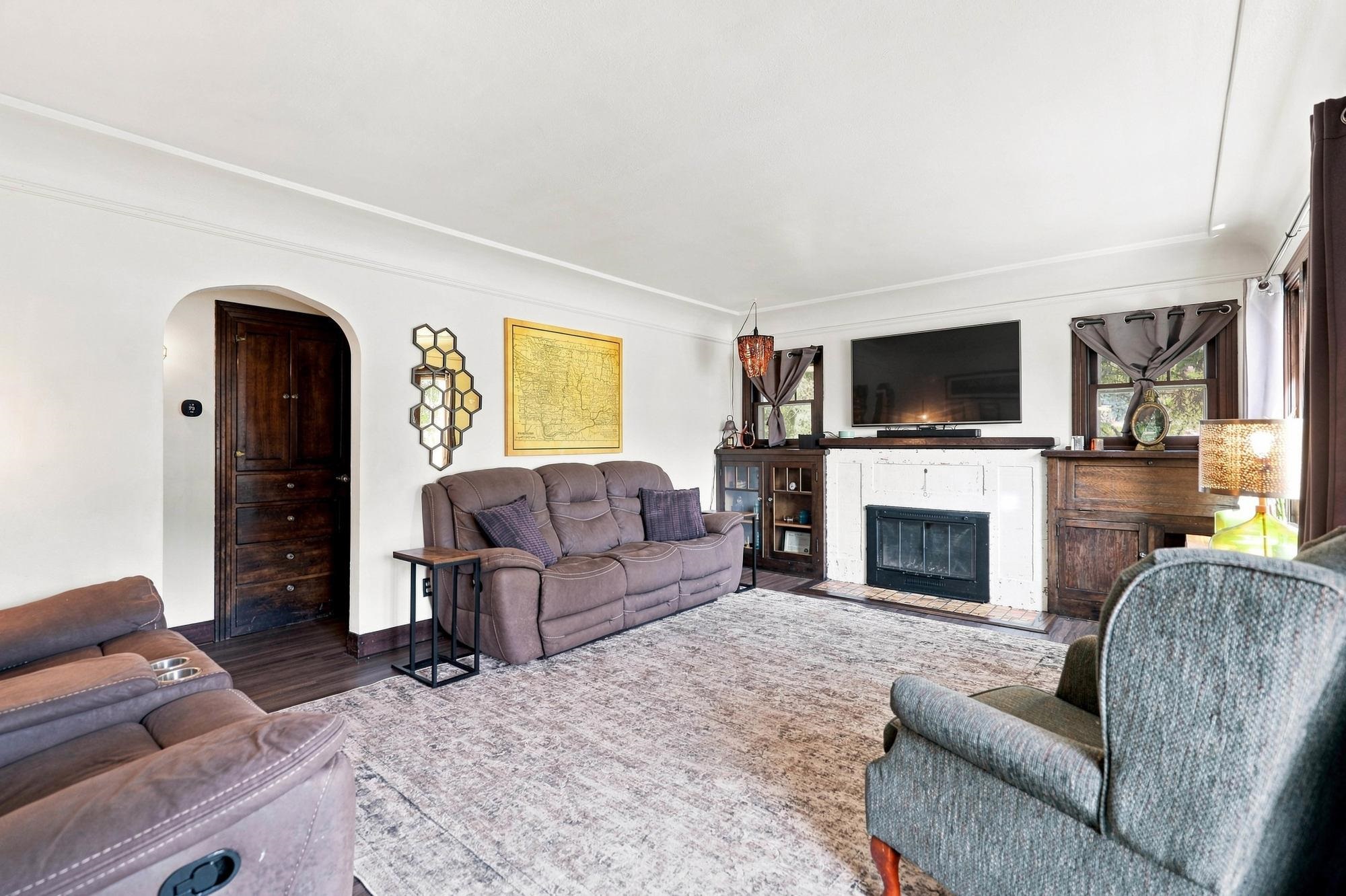 516 S Evergreen Rd - Photo 2