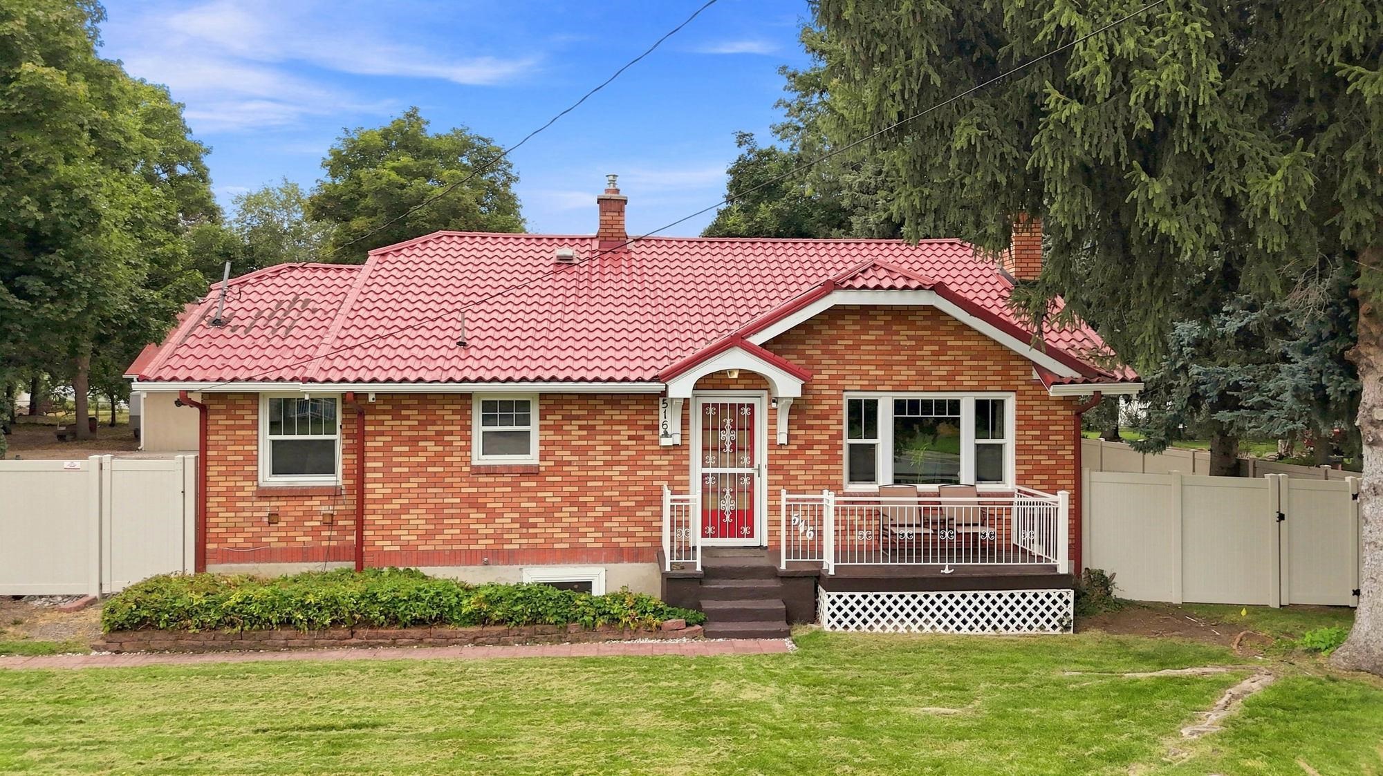 516 S Evergreen Rd - Photo 1