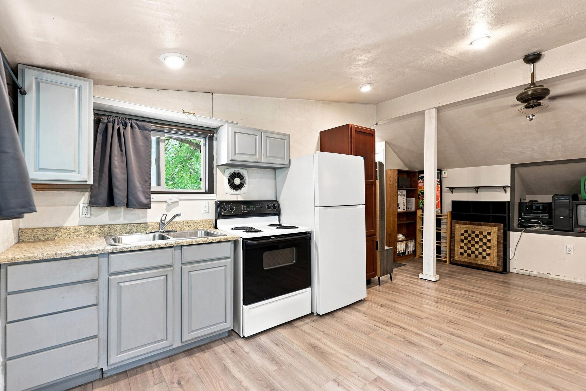 516 S Evergreen Rd - Photo 28