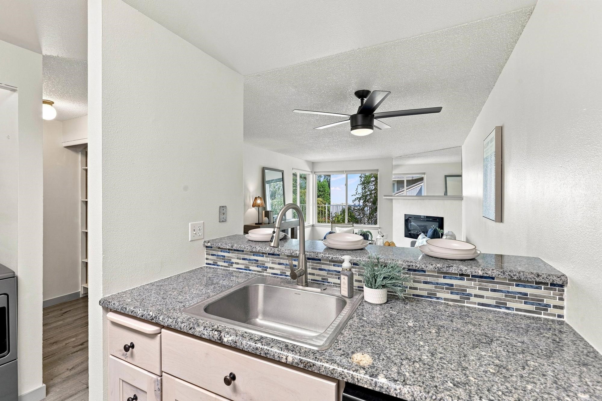 6007 E 6th Ave - Photo 14