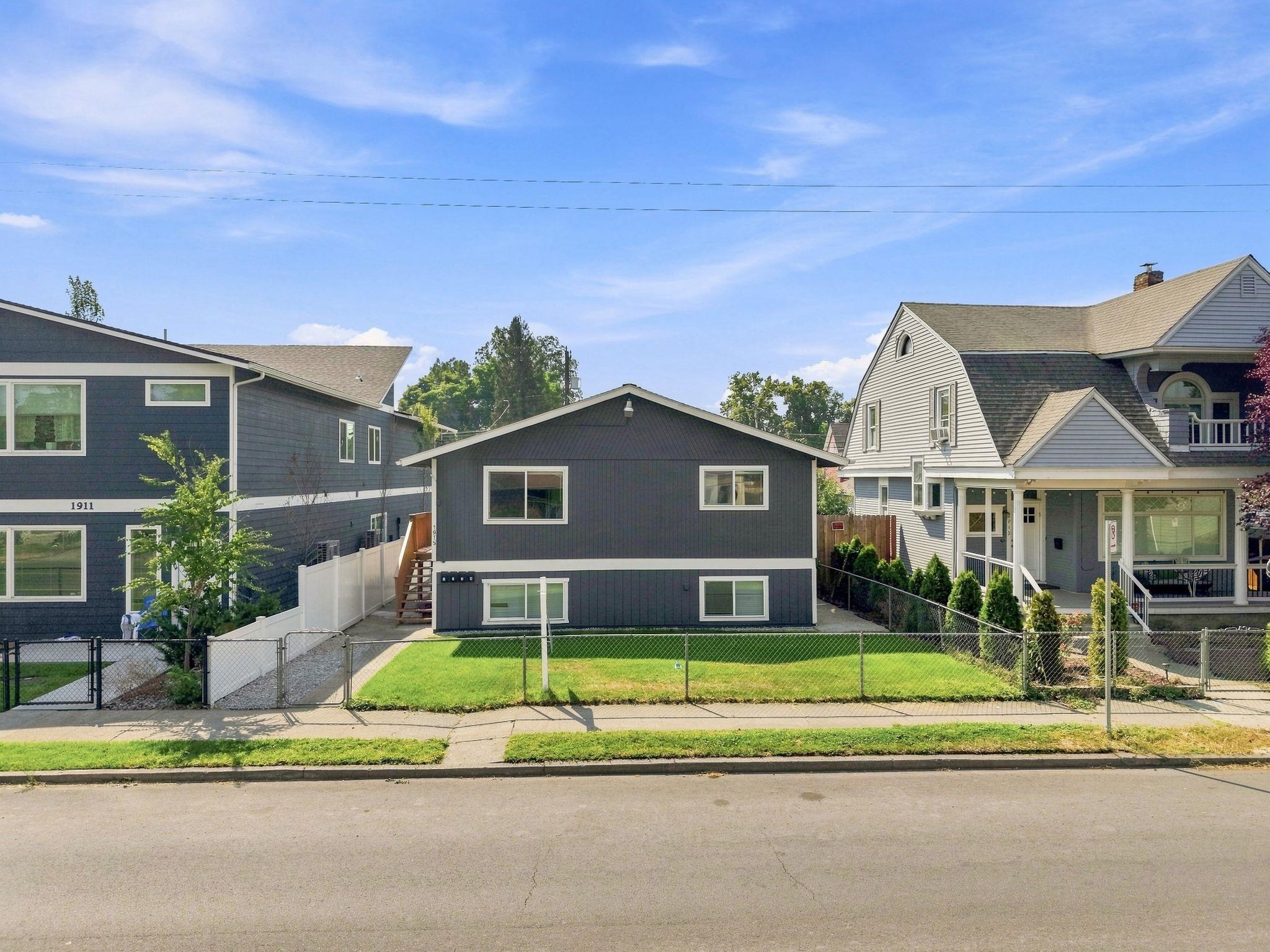 1915 W Boone Ave - Photo 2