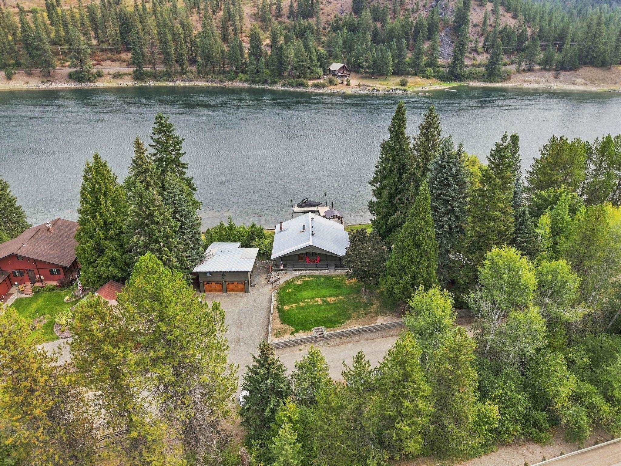 136 Hazel St - Photo 4
