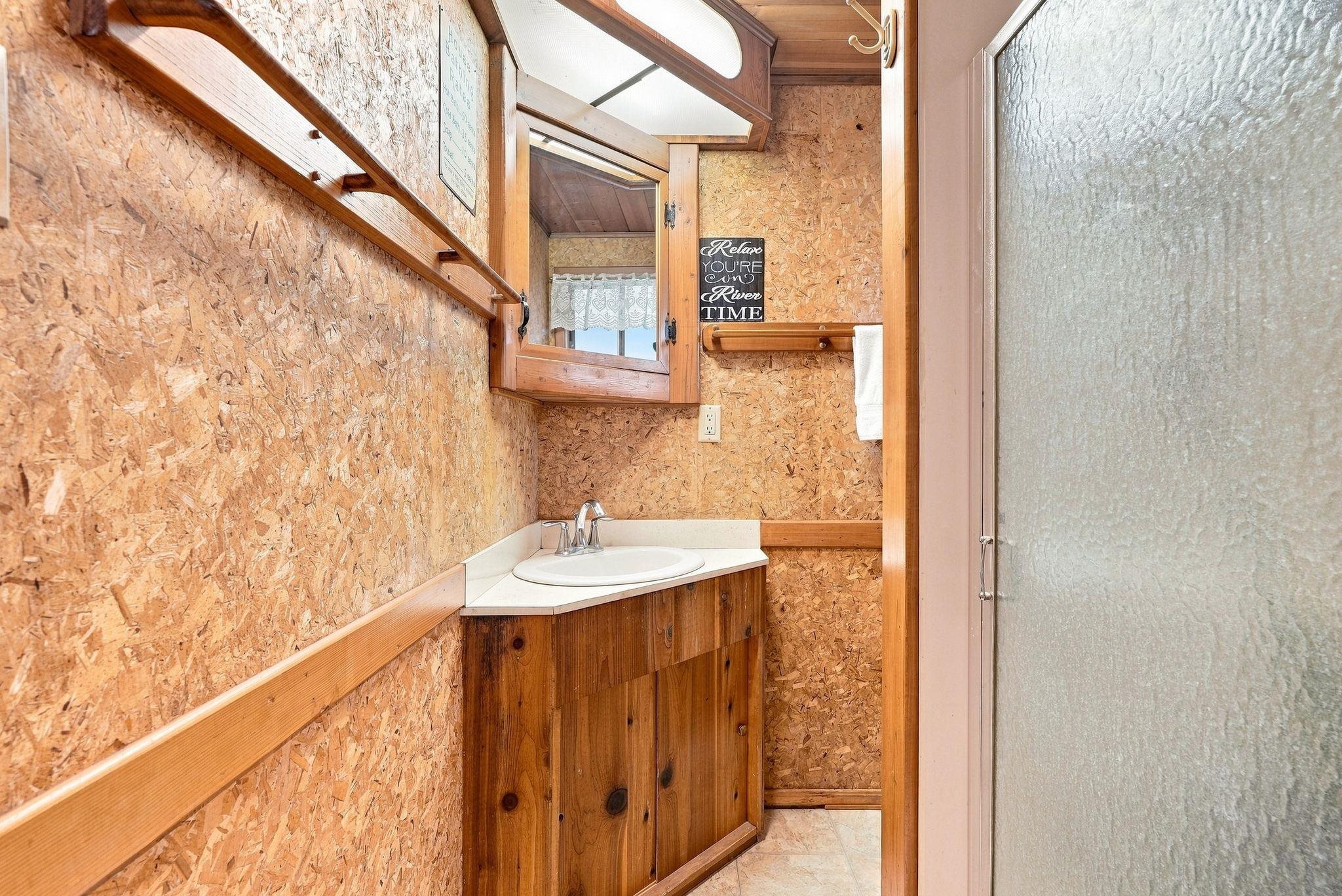 136 Hazel St - Photo 22