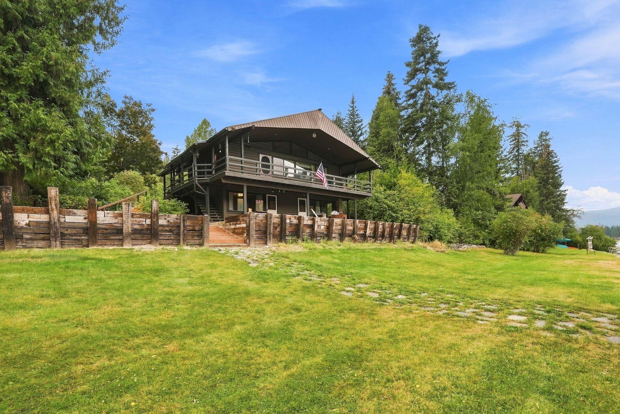 136 Hazel St - Photo 32