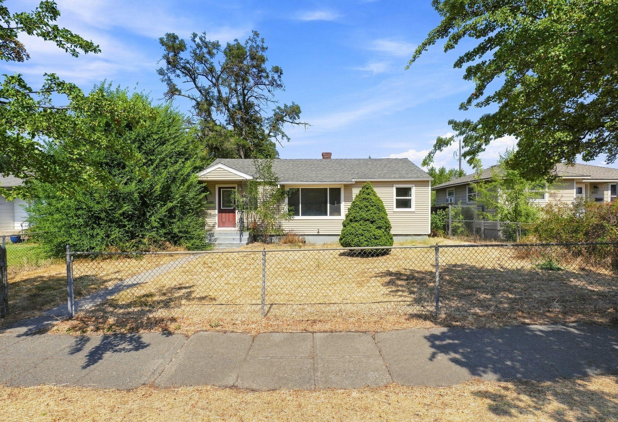 3517 E Marietta Ave - Photo 1