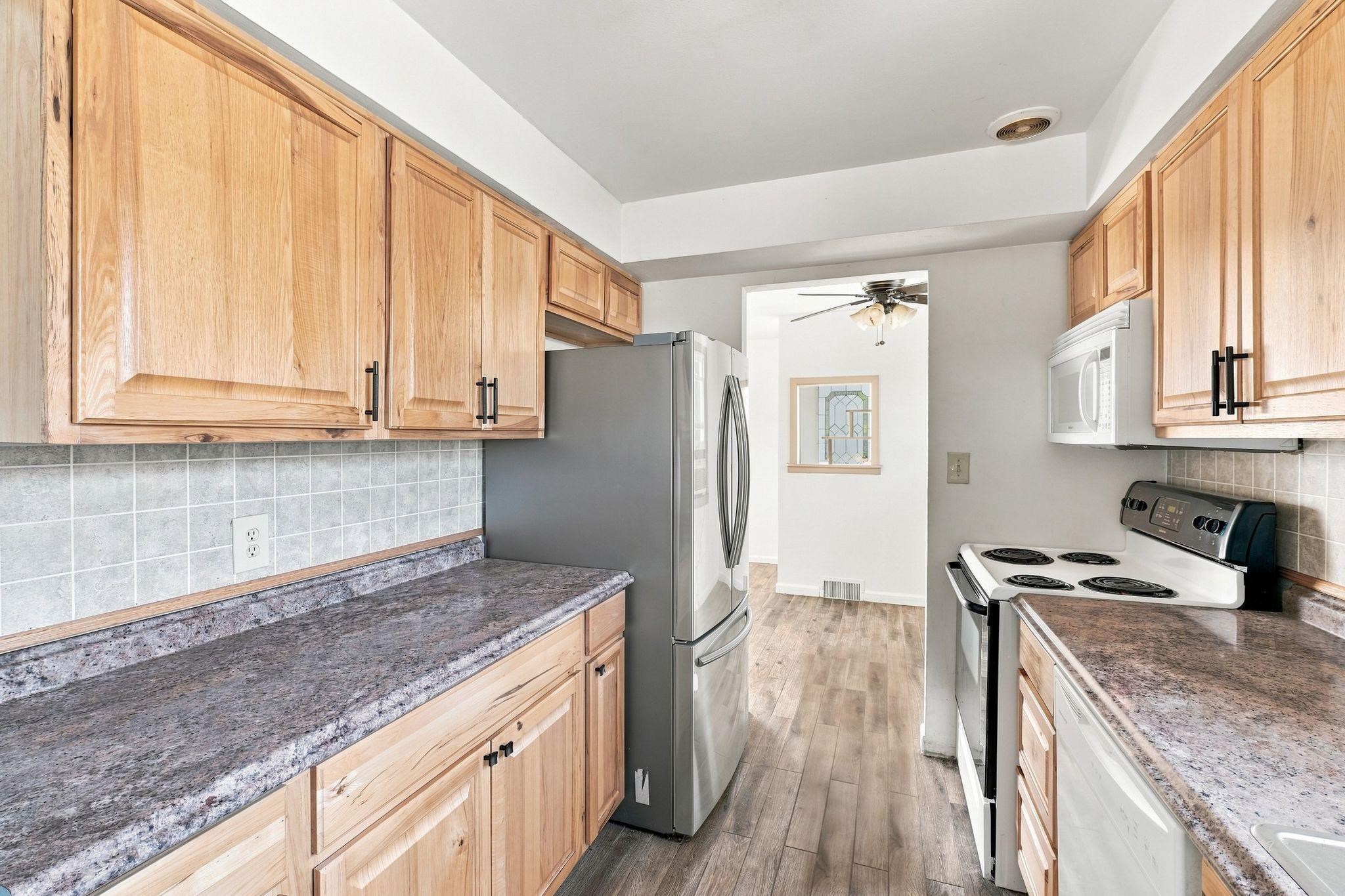 3517 E Marietta Ave - Photo 6