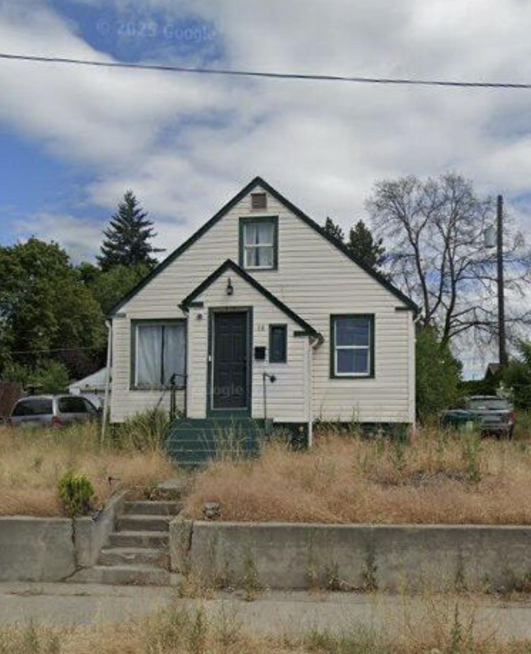 16 W Courtland Ave