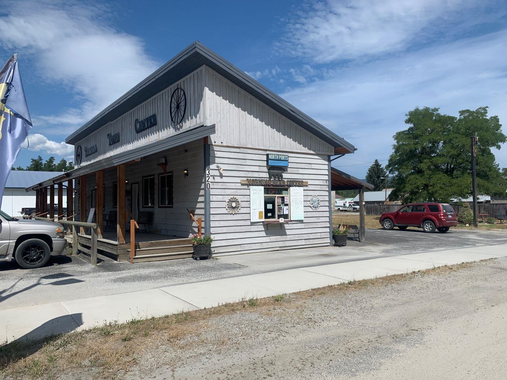 320 Center Ave - Photo 3