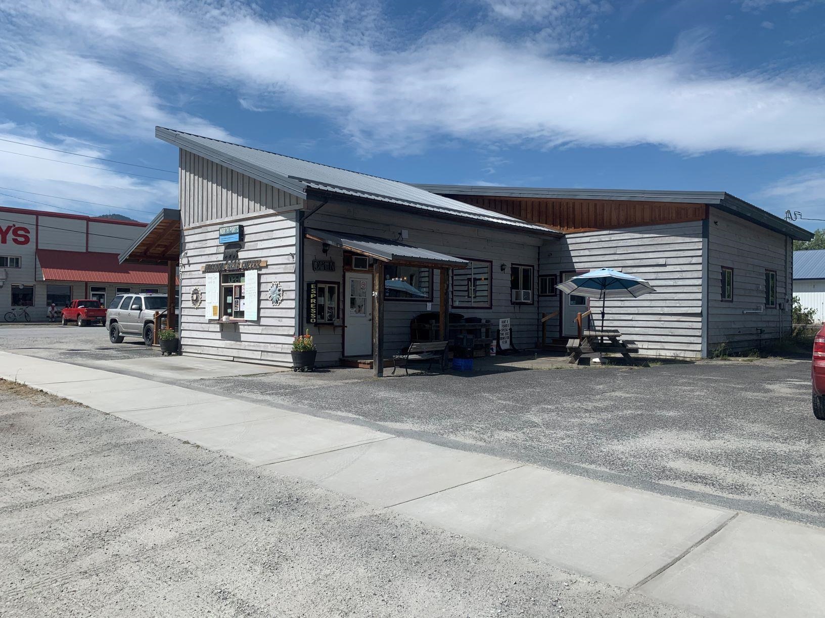 320 Center Ave - Photo 5