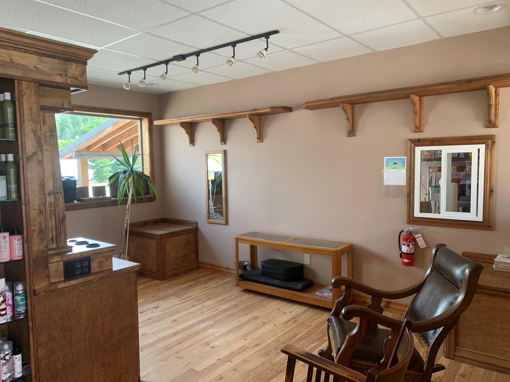 320 Center Ave - Photo 6