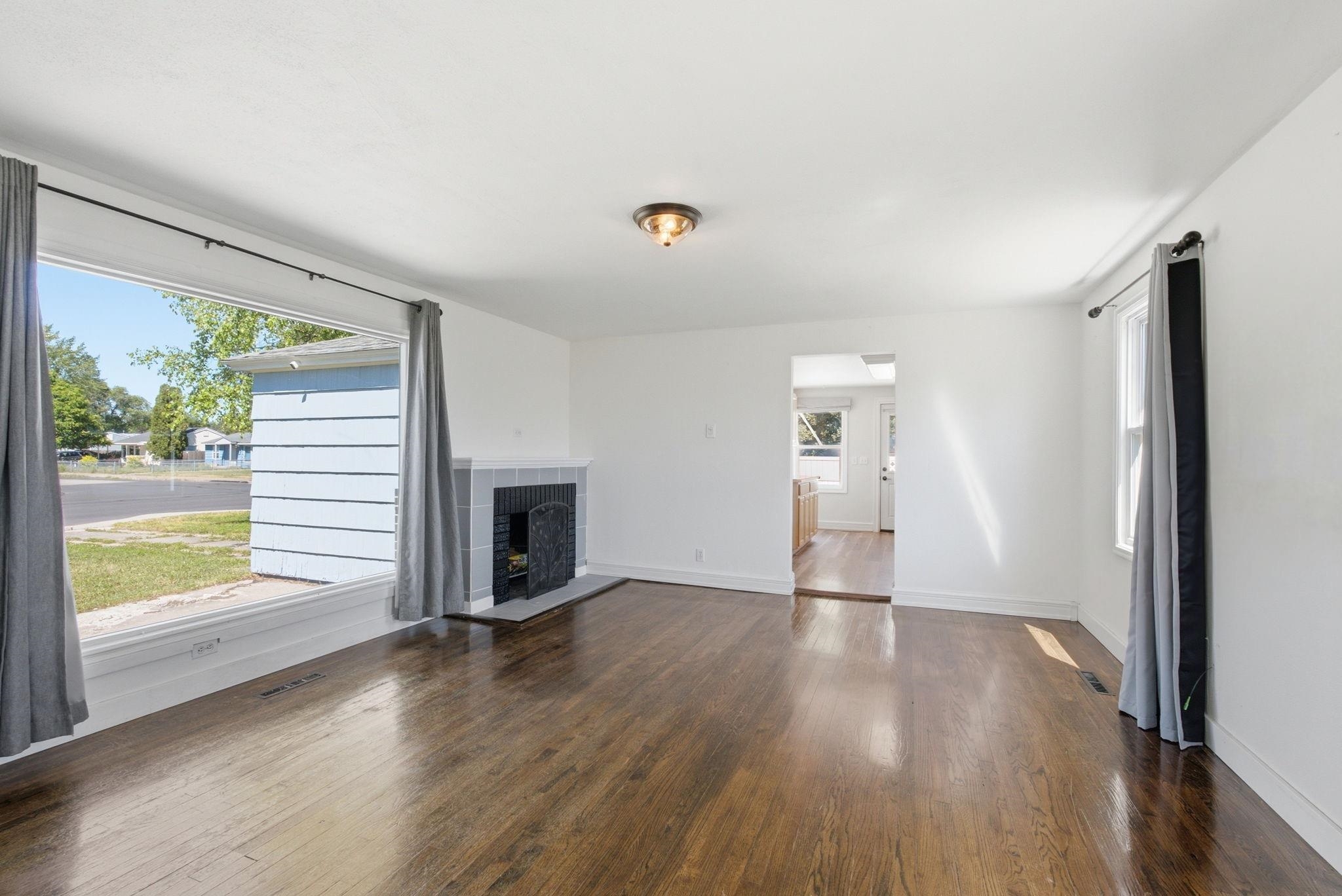 2803 W Rowan Ave - Photo 6