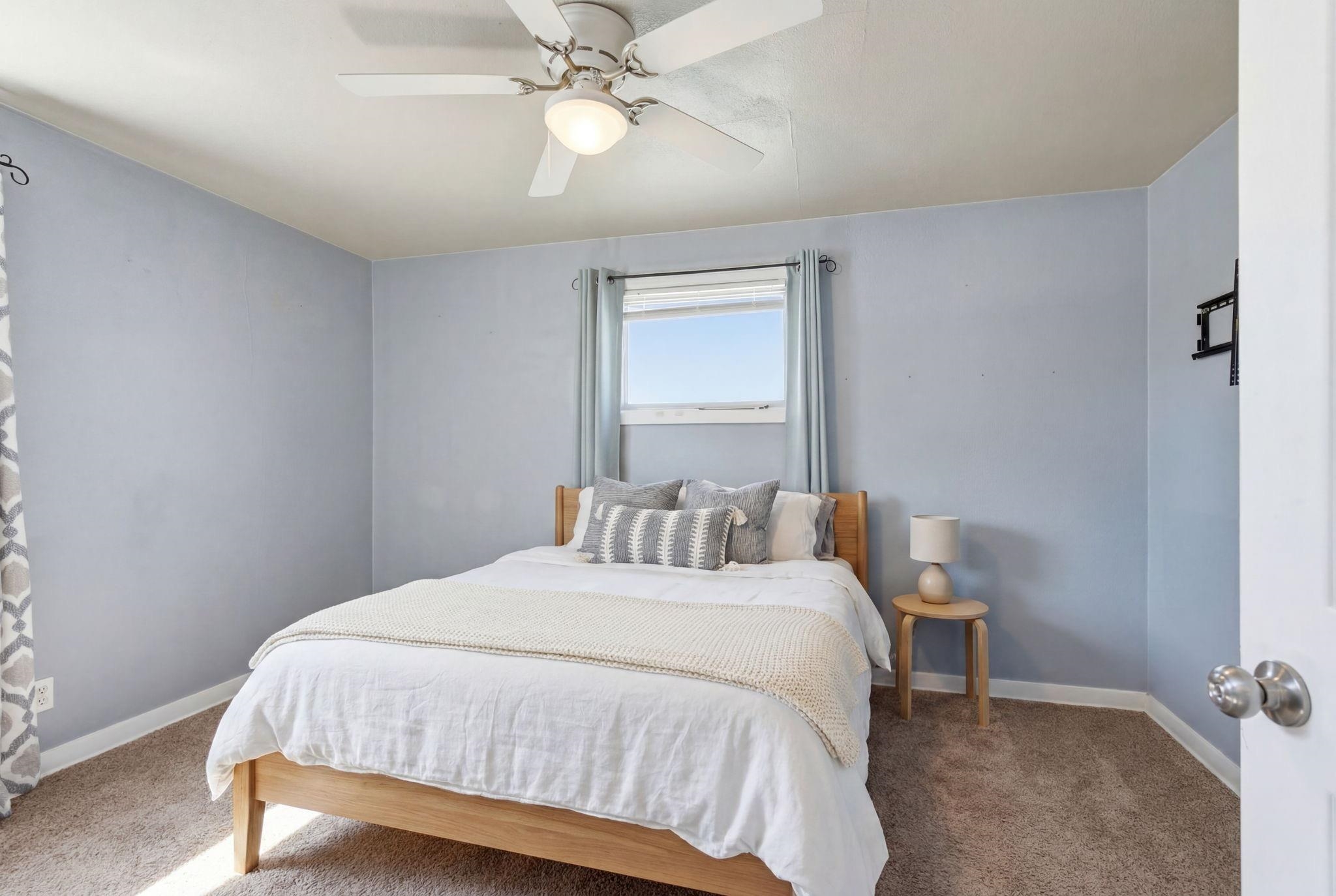 2803 W Rowan Ave - Photo 13