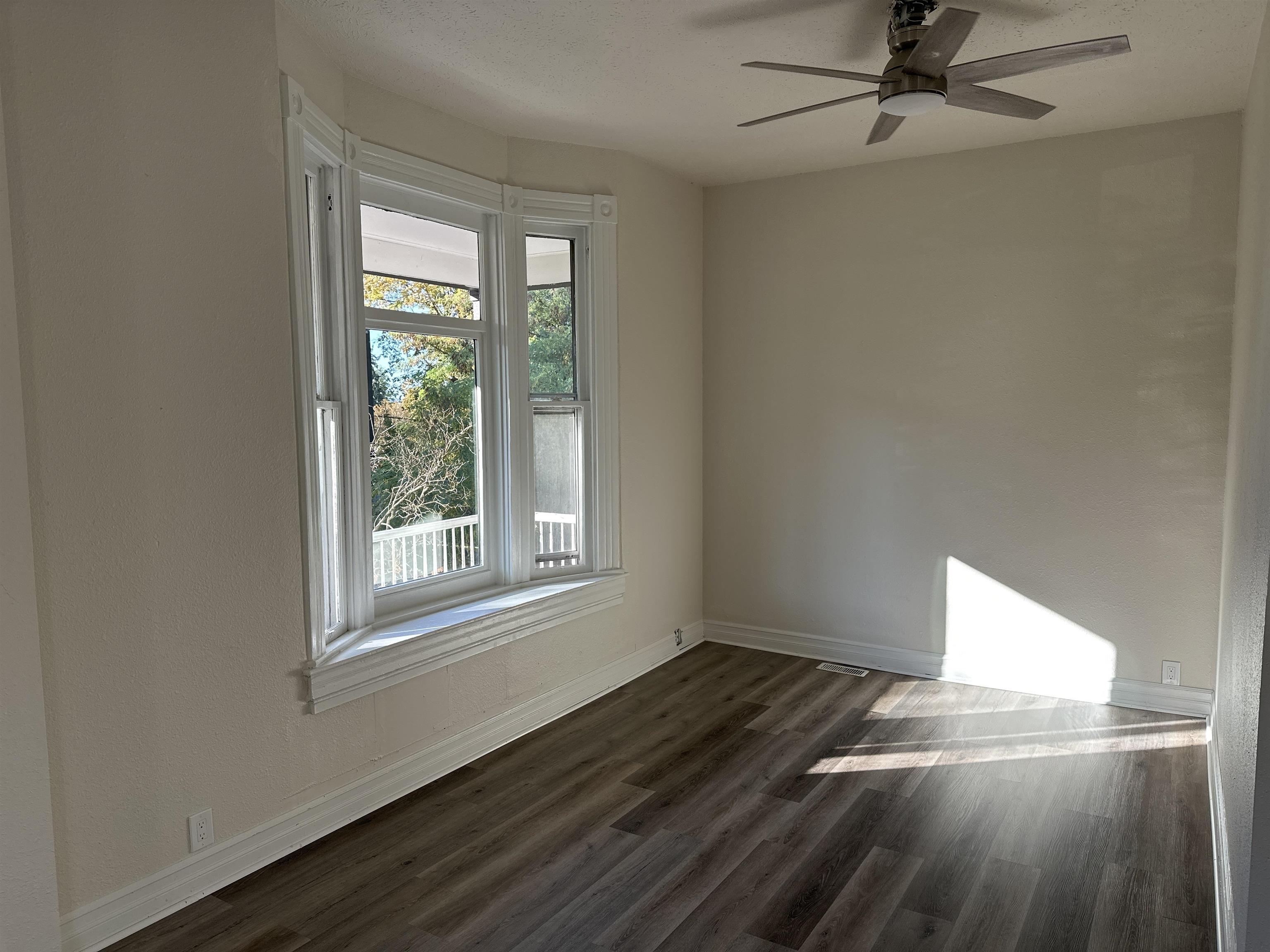 623 S Denver St - Photo 4