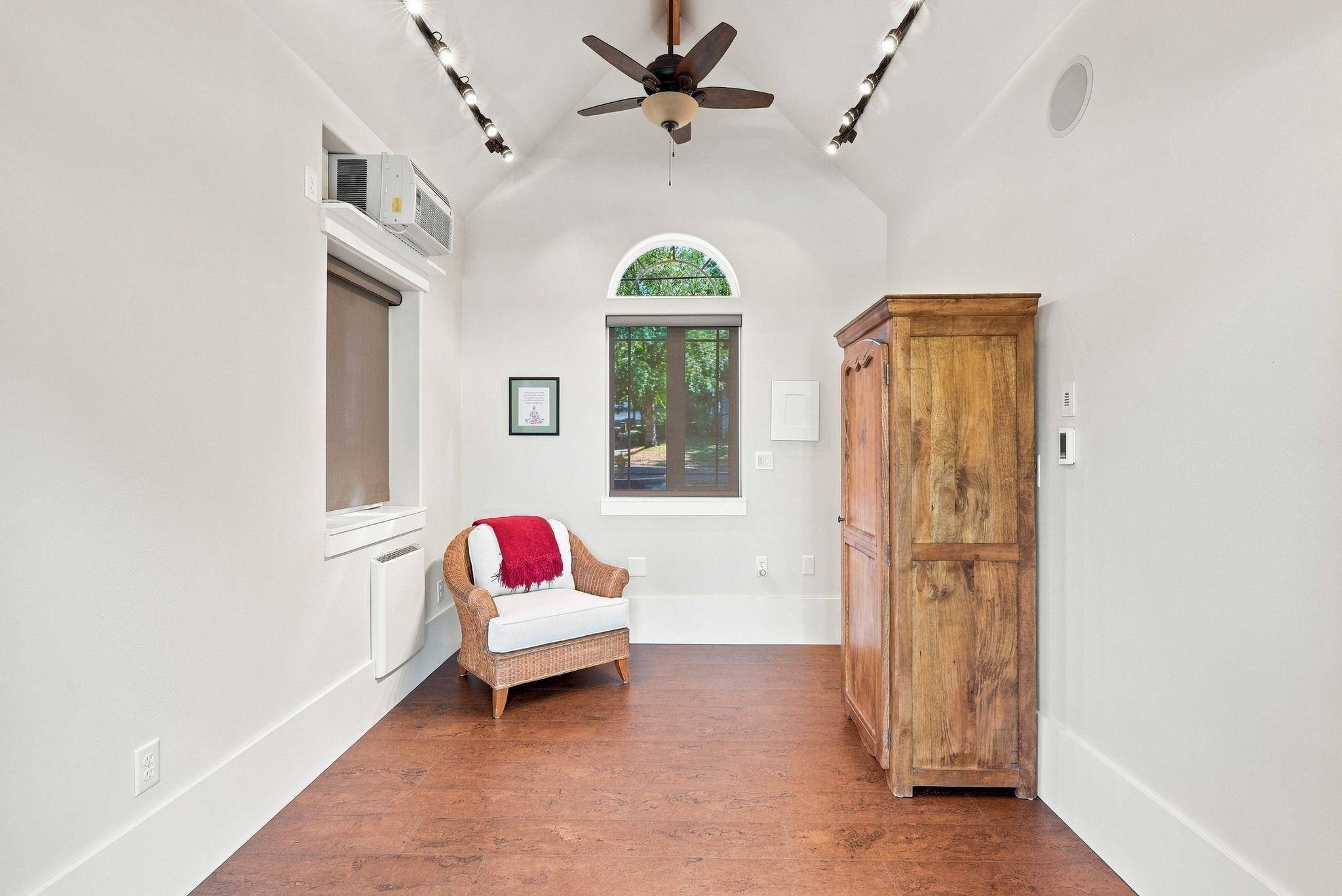 1727 E 16TH Ave - Photo 29