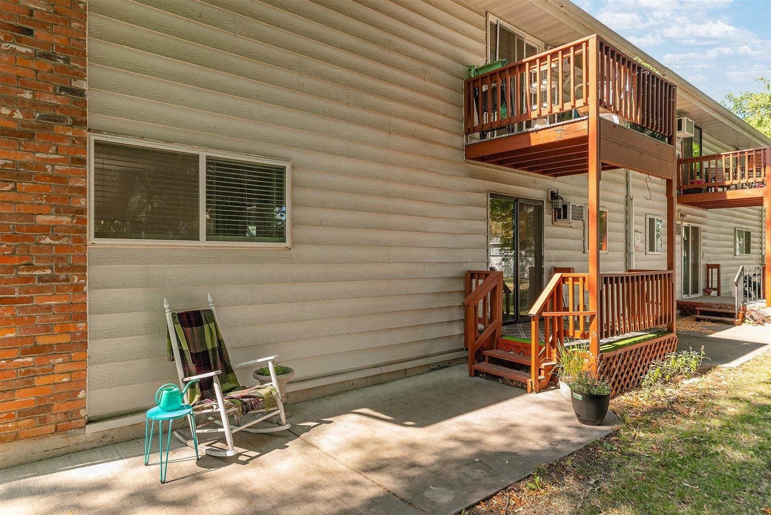 250 N RAYMOND Rd - Photo 24