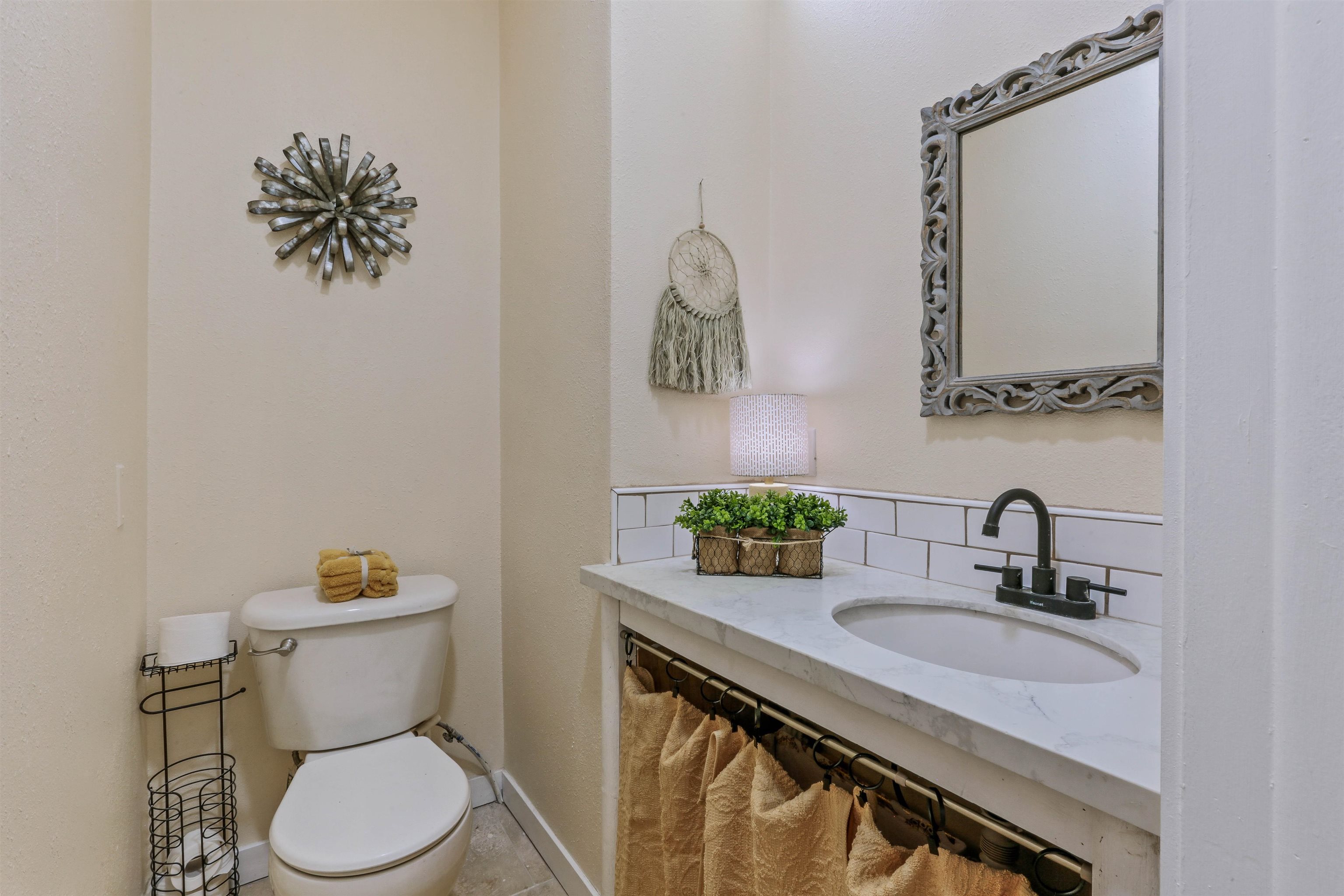 1718 W Nora Ave - Photo 4