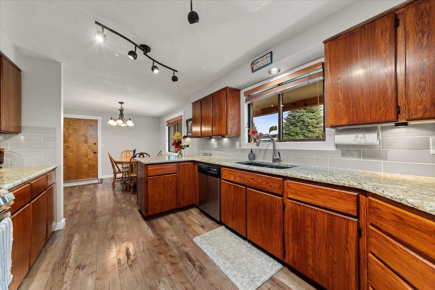8711 N Kelly Ct - Photo 13