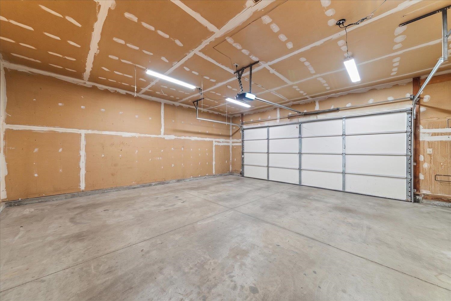 8711 N Kelly Ct - Photo 33