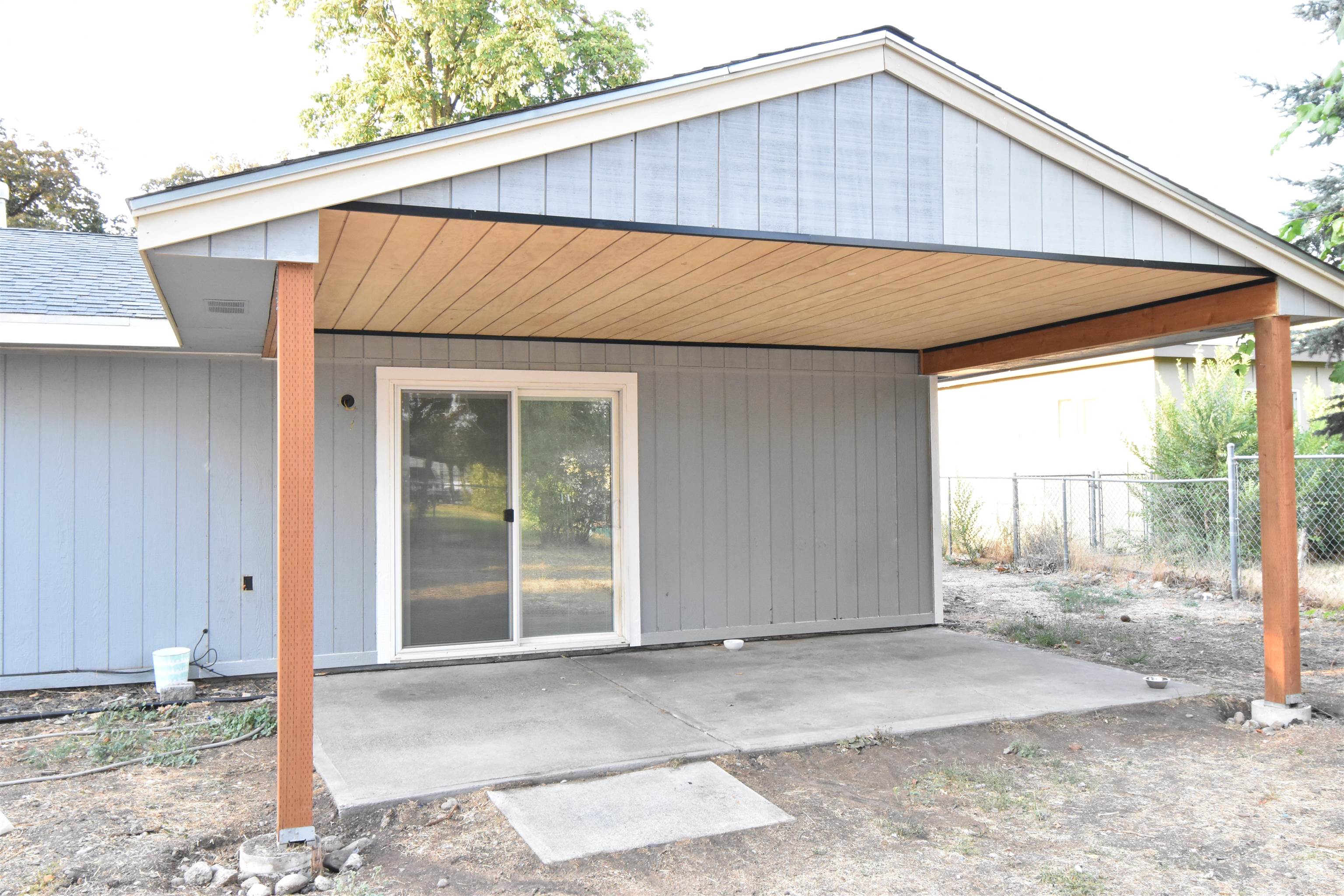 14016 E Broadway Ave - Photo 37