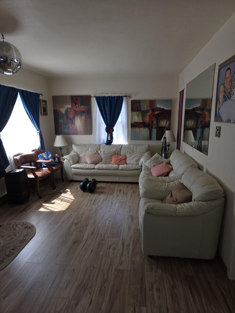 12117 E Valleyway Ave - Photo 3