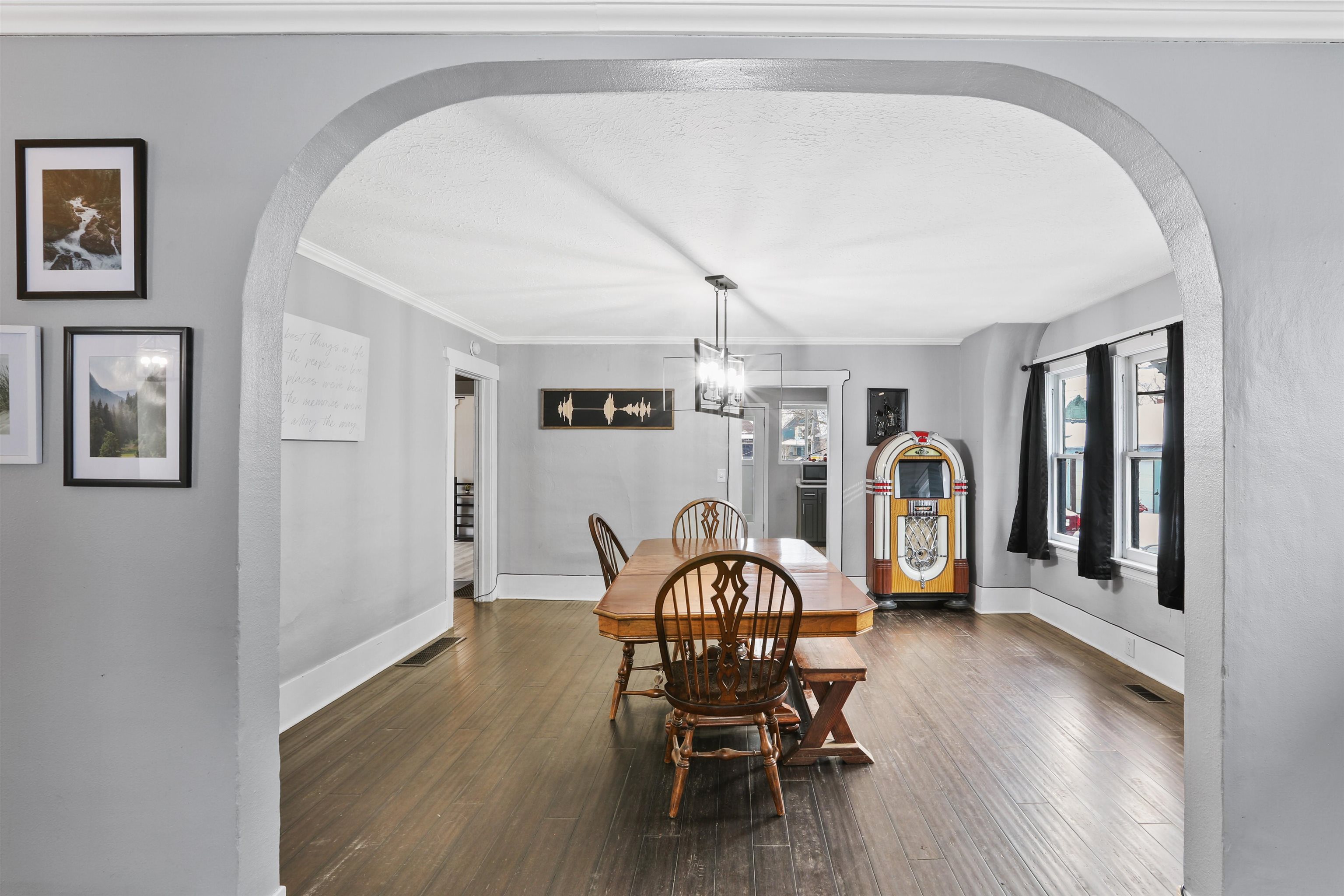 2521 E Queen Ave - Photo 10