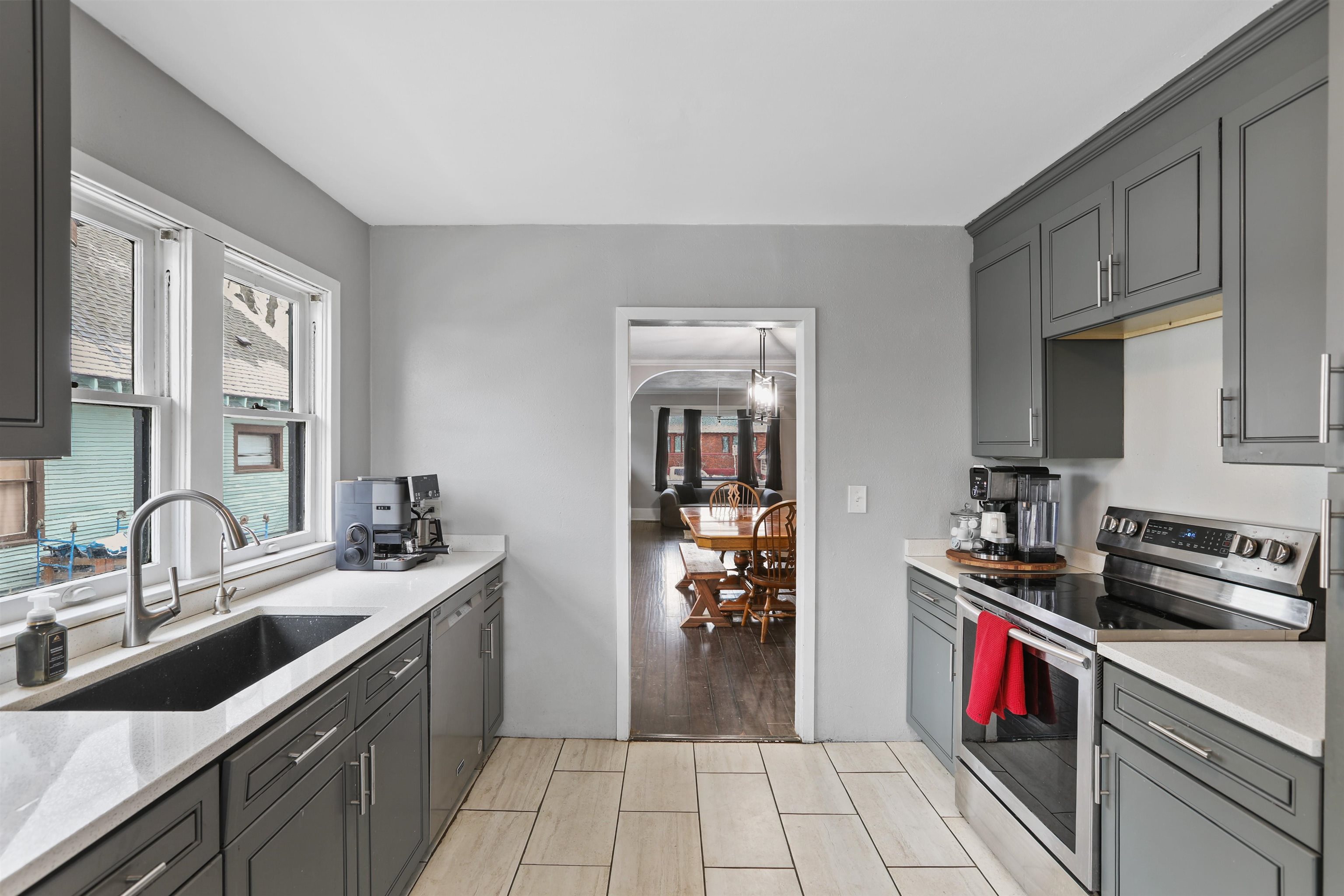 2521 E Queen Ave - Photo 12