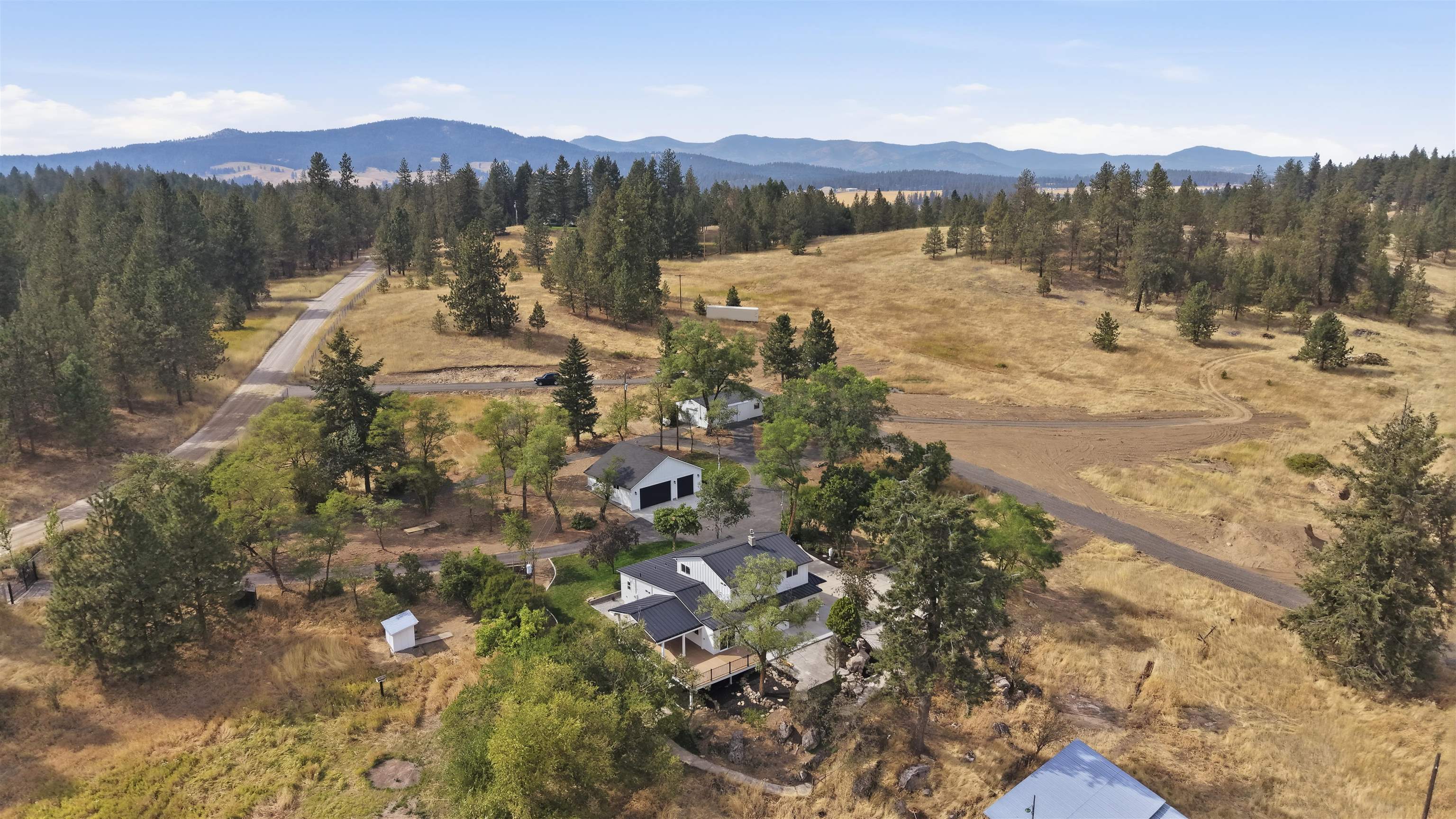5399 S Wallbridge Rd - Photo 2