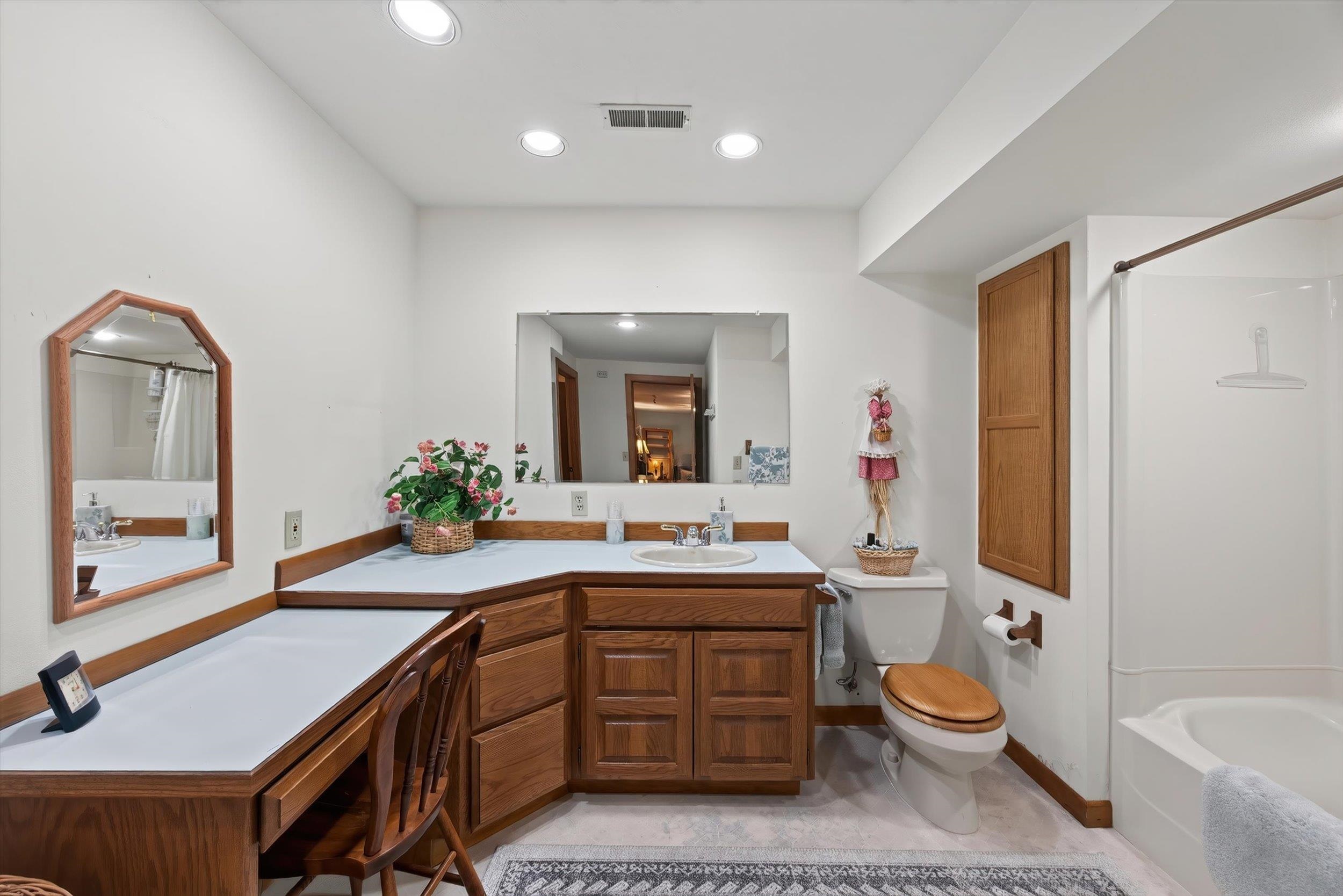3808 E 48th Ave - Photo 34
