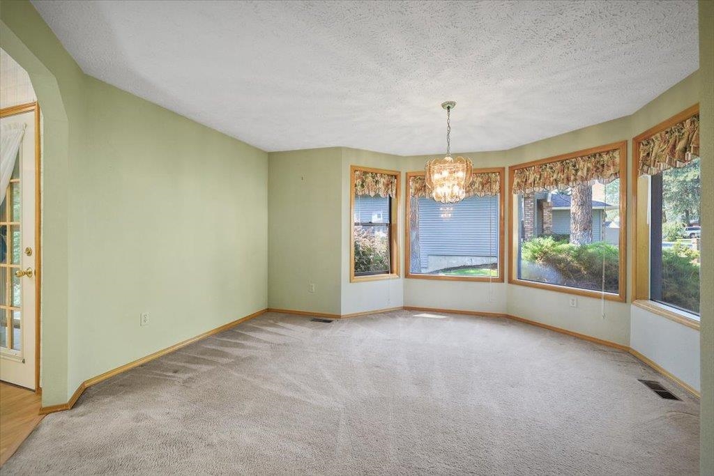 207 W Woodway Ave - Photo 8
