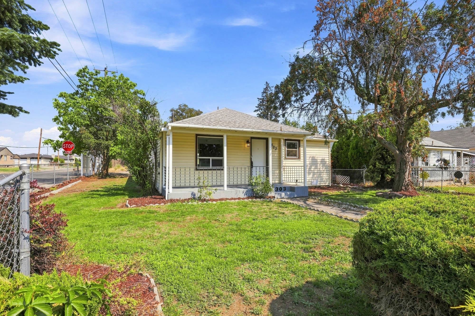 303 E Queen Ave - Photo 28